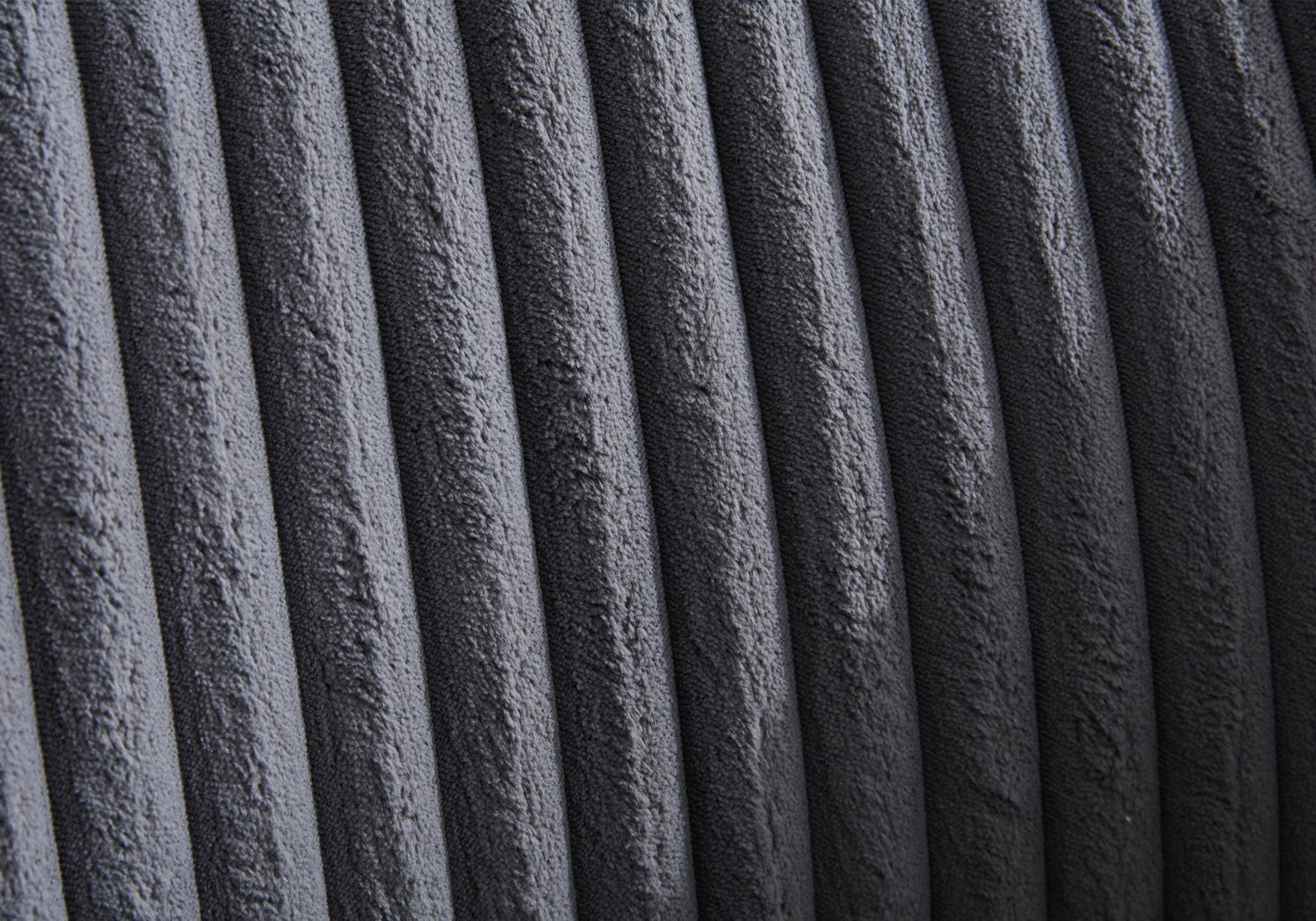 Cord Sessel und Sofa - Warum ist Cord wieder im Trend? - le canapé