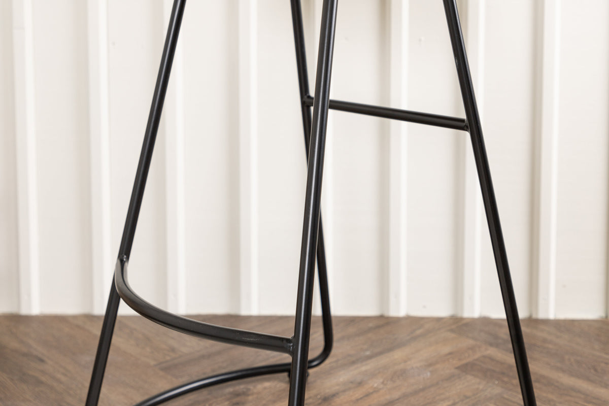 2er-Set Barhocker Ozark aus Metall mit Fußstütze - Schwarz - Venture Home - le canapé