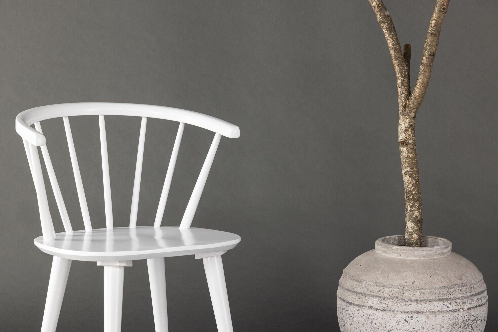 2er-Set Esszimmerstühle Bobby aus Gummibaumholz - Weiß-Holzstühle-Venture Home-le canapé