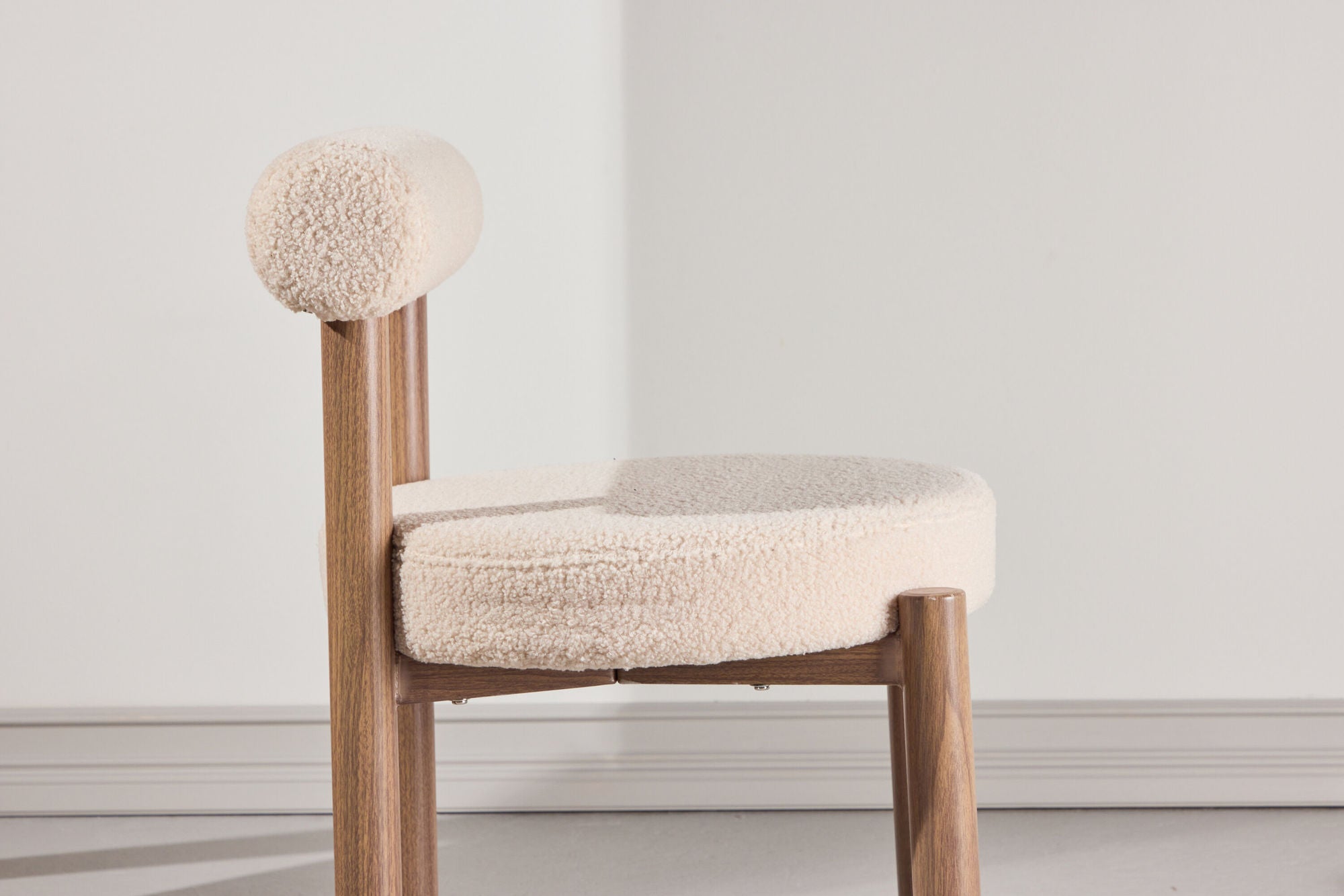 2er-Set Esszimmerstühle Tillo aus Teddy Bouclé - Weiß-Esszimmerstuhl-Venture Home-le canapé