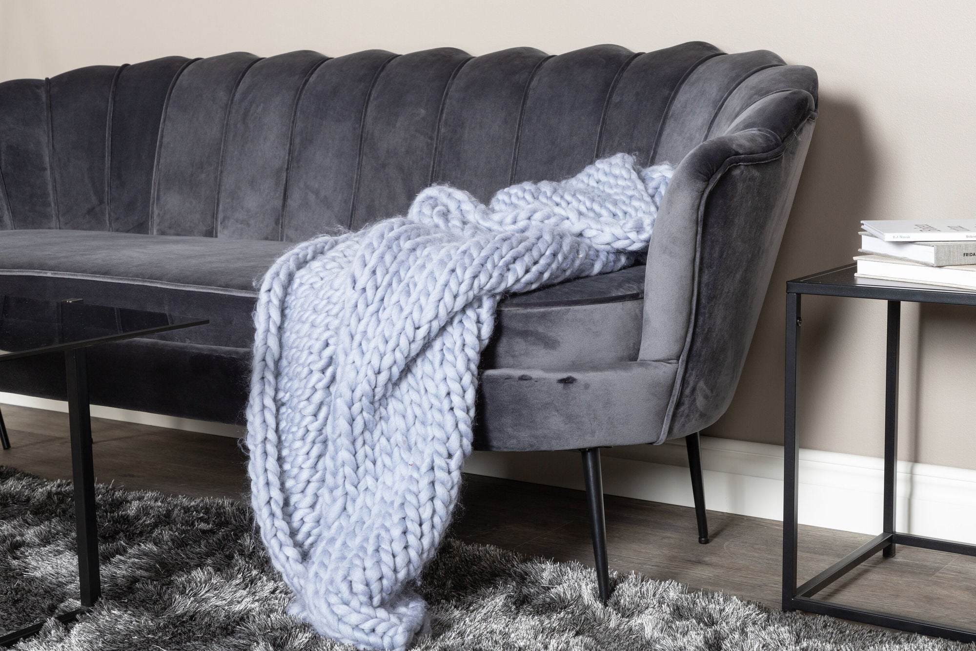 3-Sitzer Sofa Calais aus Samt - Dunkelgrau-3-Sitzer Sofas-Venture Home-le canapé