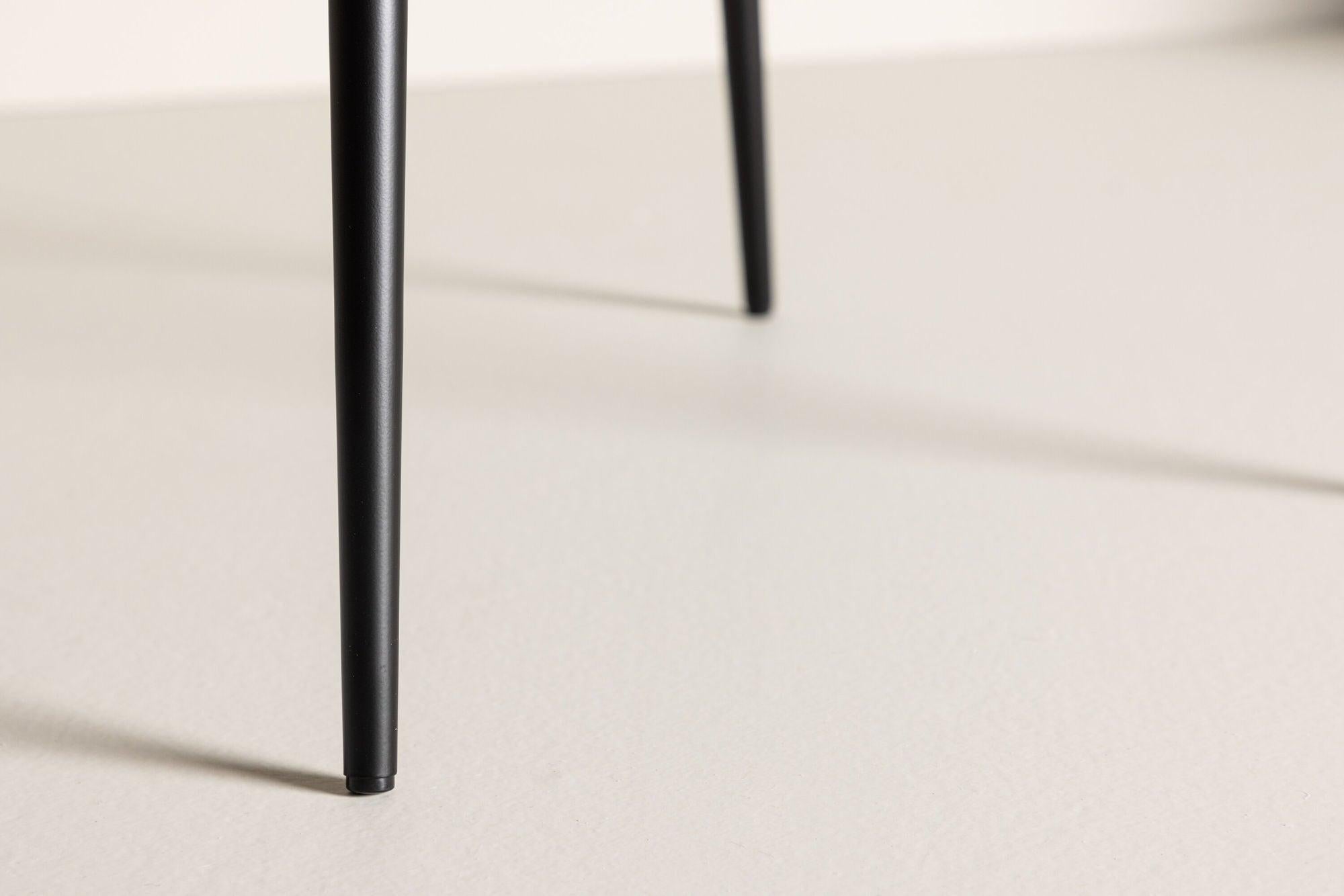 Armlehnenstuhl Limhamn aus Samt - Grau-Armlehnenstuhl-Furniture Fashion-le canapé