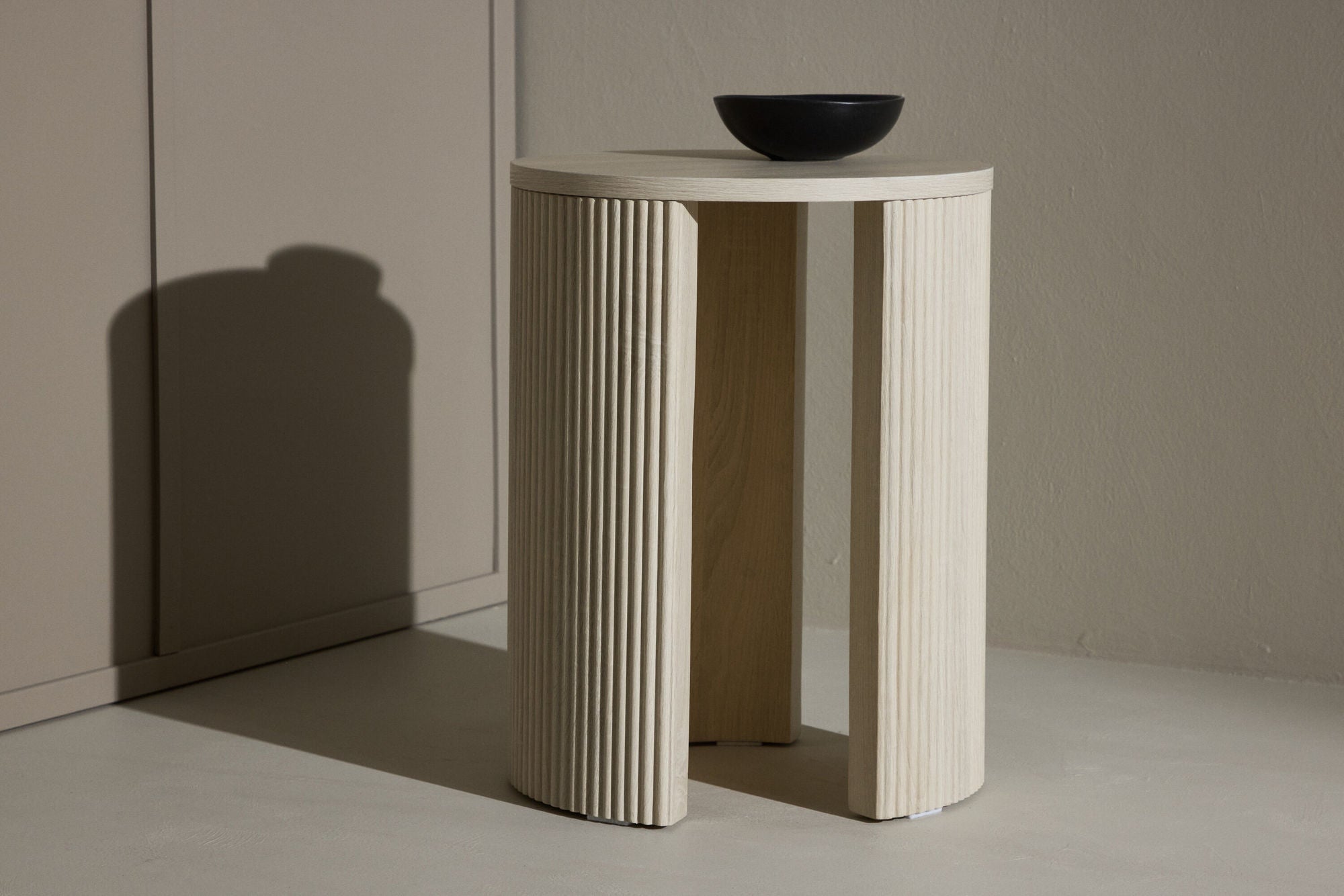 Beistelltisch Bristol Ø40cm - Cremeweiß-Beistelltisch-Venture Home-le canapé