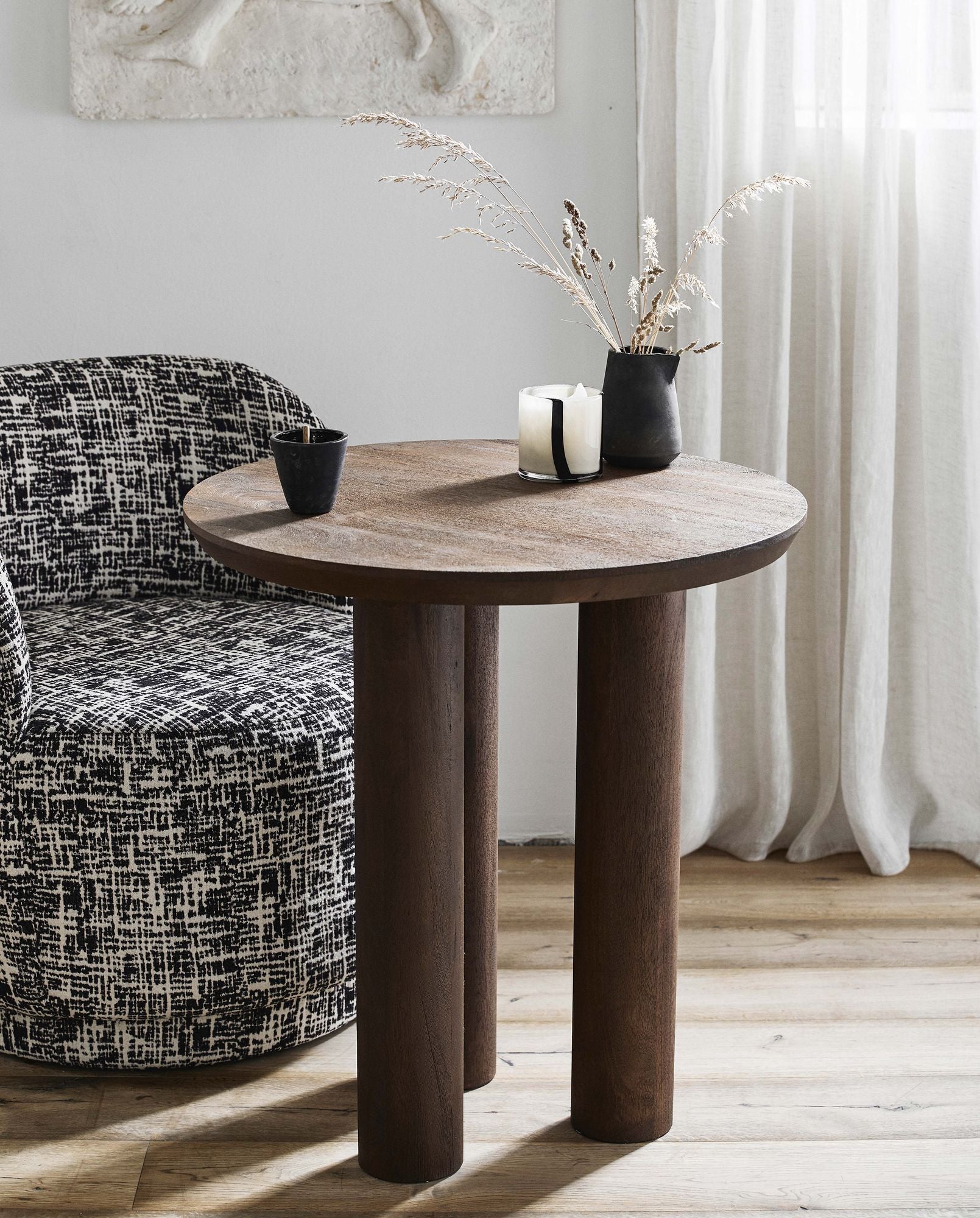 Beistelltisch Helin aus Mangoholz Ø70cm - Dunkelbraun-Beistelltische-Nordal A/S-le canapé