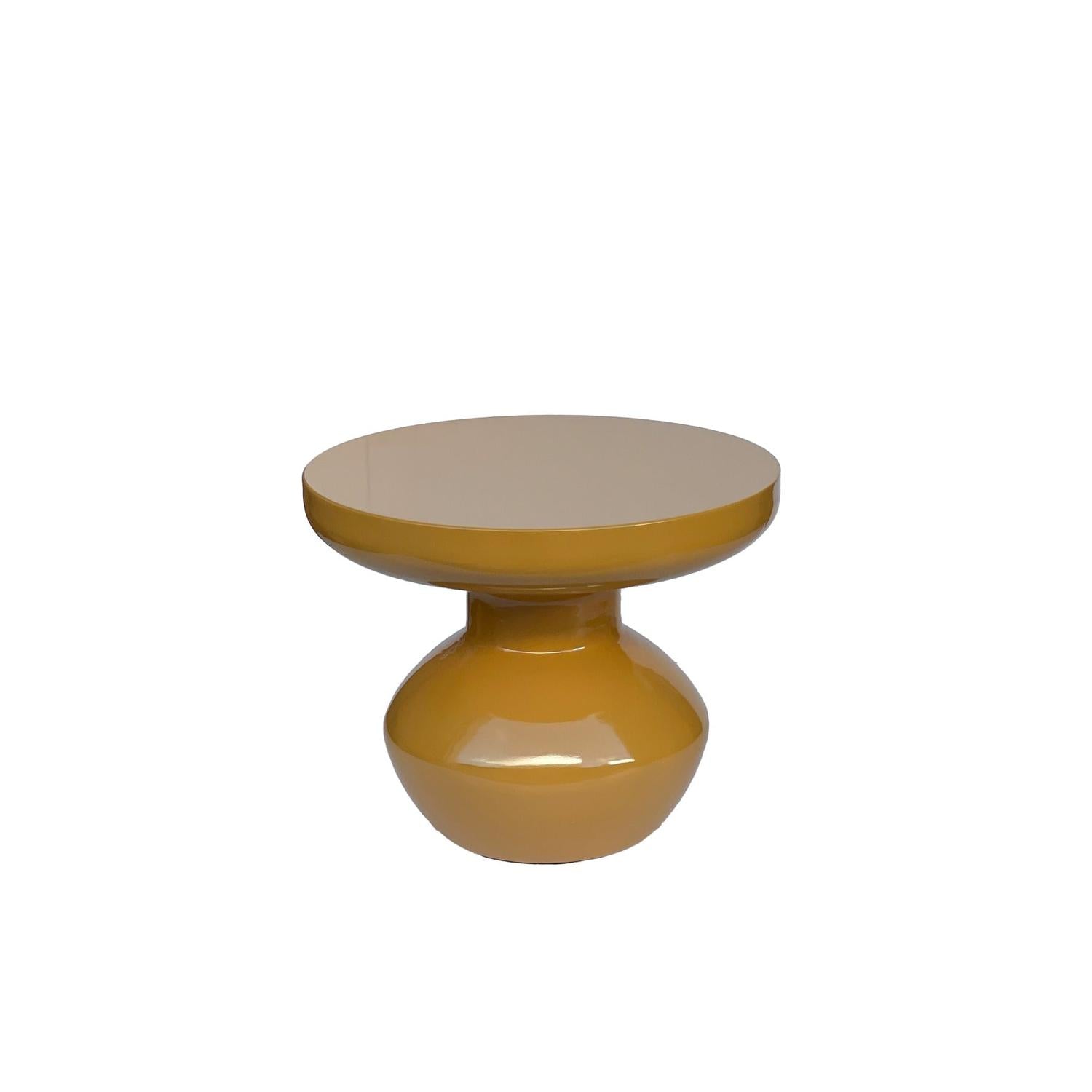 Beistelltisch Lou aus Metall Ø41cm - Senfgelb-Beistelltische-Livingfurn-le canapé
