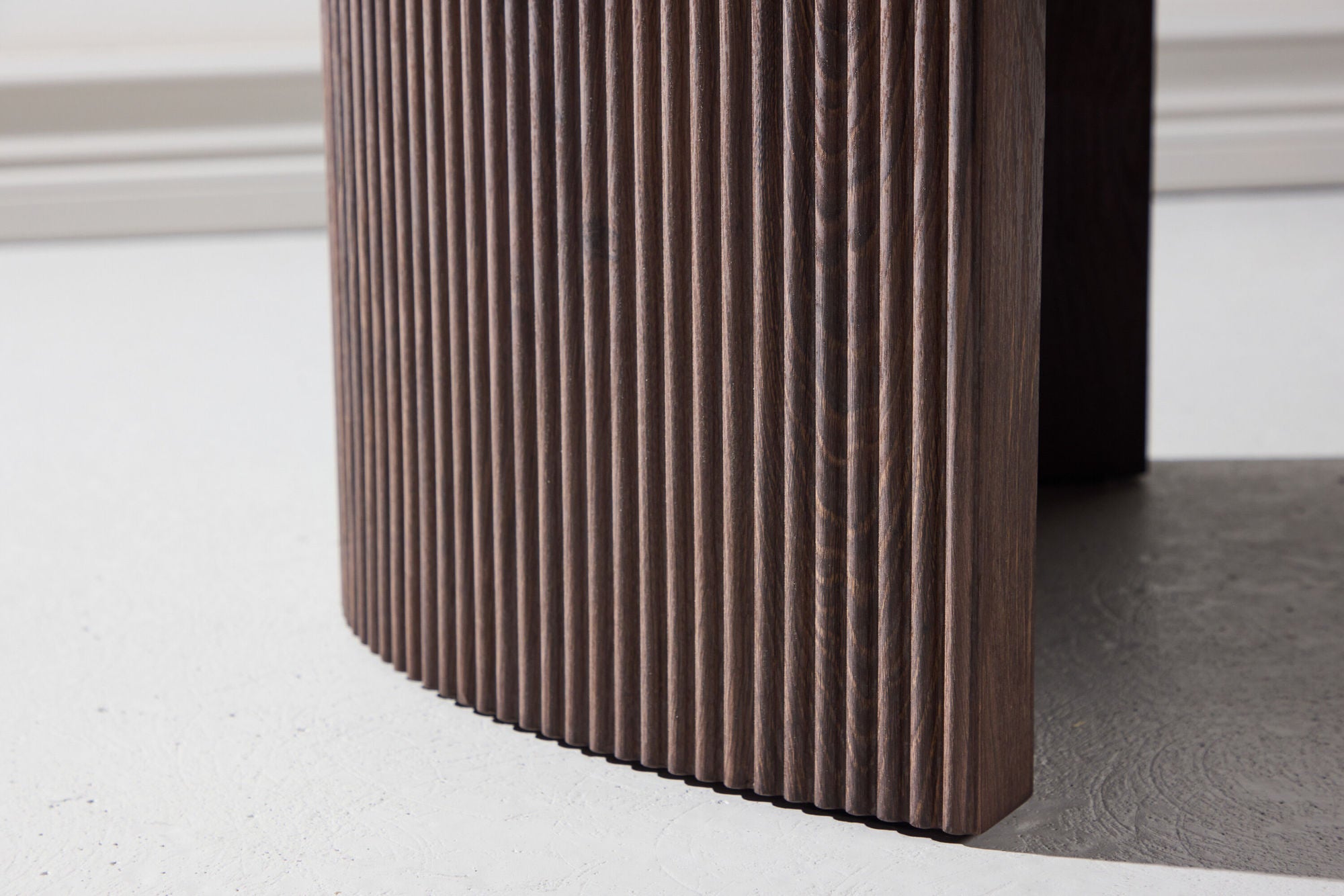 Couchtisch Bristol Oval 120*60cm - Dunkelbraun & Steinoptik-Couchtische-Venture Home-le canapé