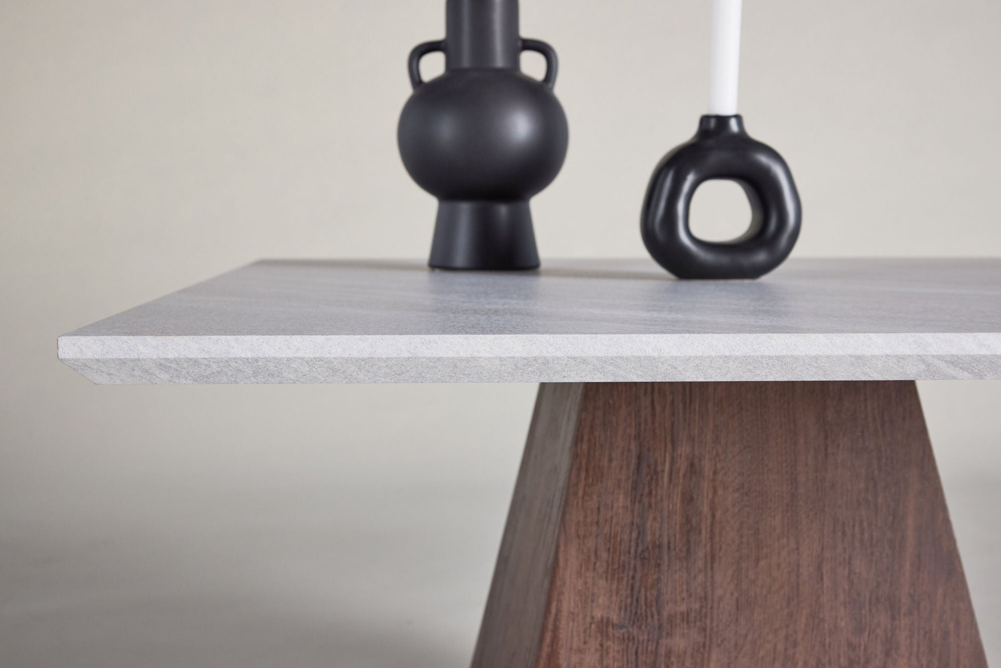 Couchtisch Cael 80cm - Dunkelbraun & Steinoptik-Couchtisch-Venture Home-le canapé