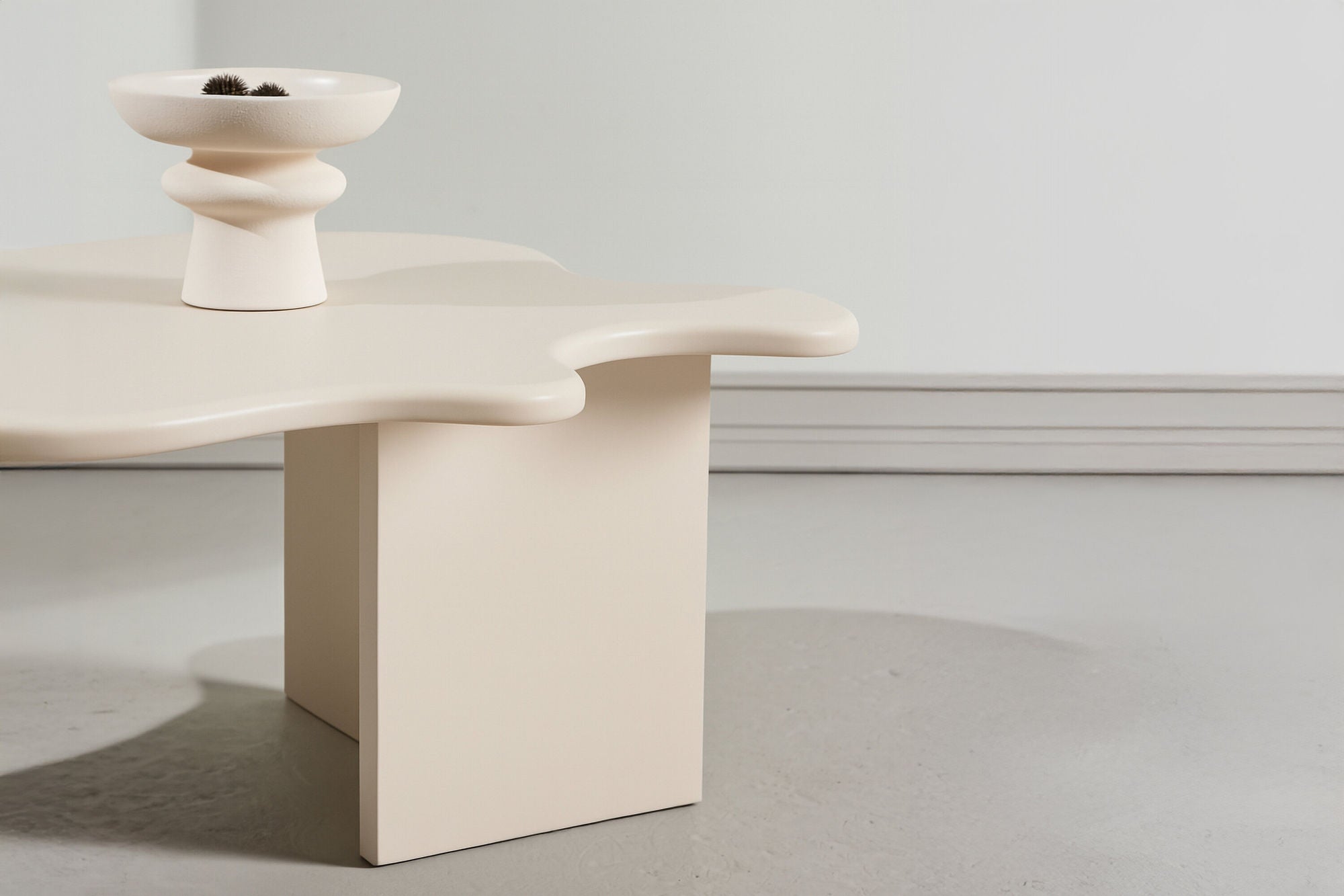 Couchtisch Flower - Beige-Couchtisch-Vind-le canapé