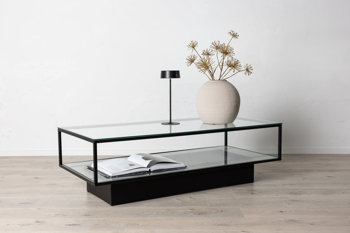 Couchtisch Maglehem 130cm aus Glas mit Ablage - Schwarz-Couchtische-Venture Home-le canapé