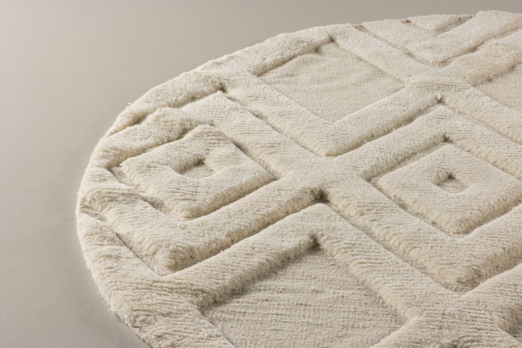 Teppich Dahlia rund 200*200 -White-Teppich-le canapé