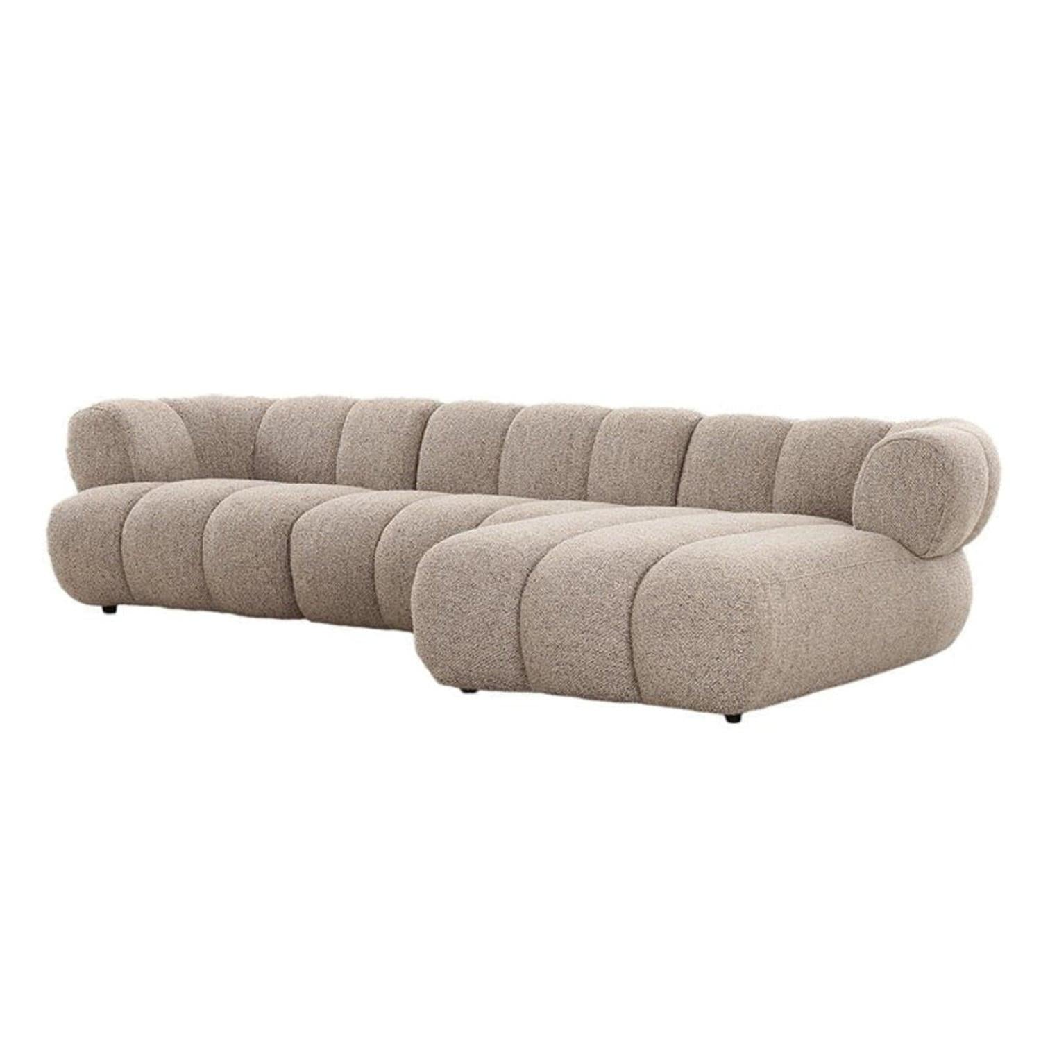 Ecksofa New York als 4-Sitzer aus Bouclé - Longchair rechts - Sand-Ecksofa-Pole to Pole-le canapé