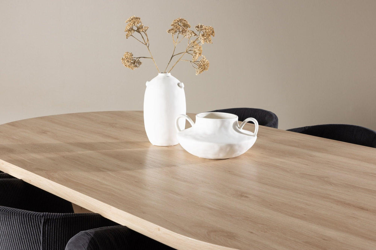 Essgruppe Esstisch Bootcut 230*115cm mit Stühlen Berit aus Cord-Essgruppen Oval-Venture Home-le canapé