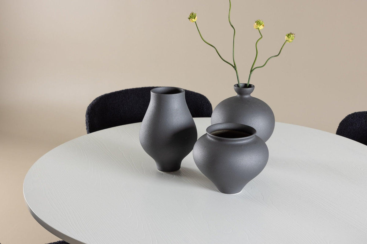 Essgruppe Esstisch Härön Ø110 mit Stühlen Modesto aus Teddy-Boucle-Essgruppen Rund-Venture Home-le canapé