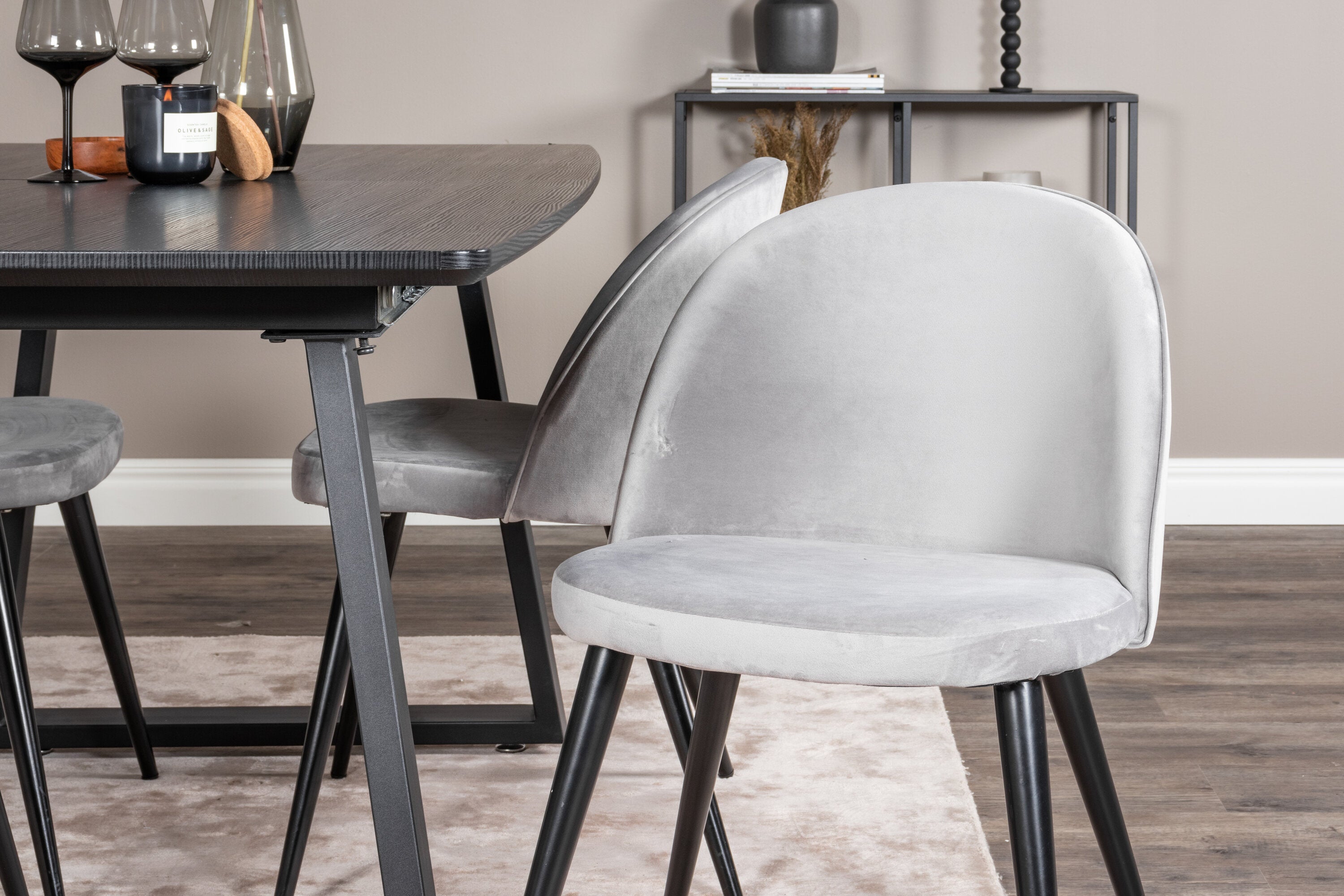 Essgruppe Esstisch Inca 160 x 85 cm mit Stühlen Samt - Grau-Essgruppen-Venture Home-le canapé