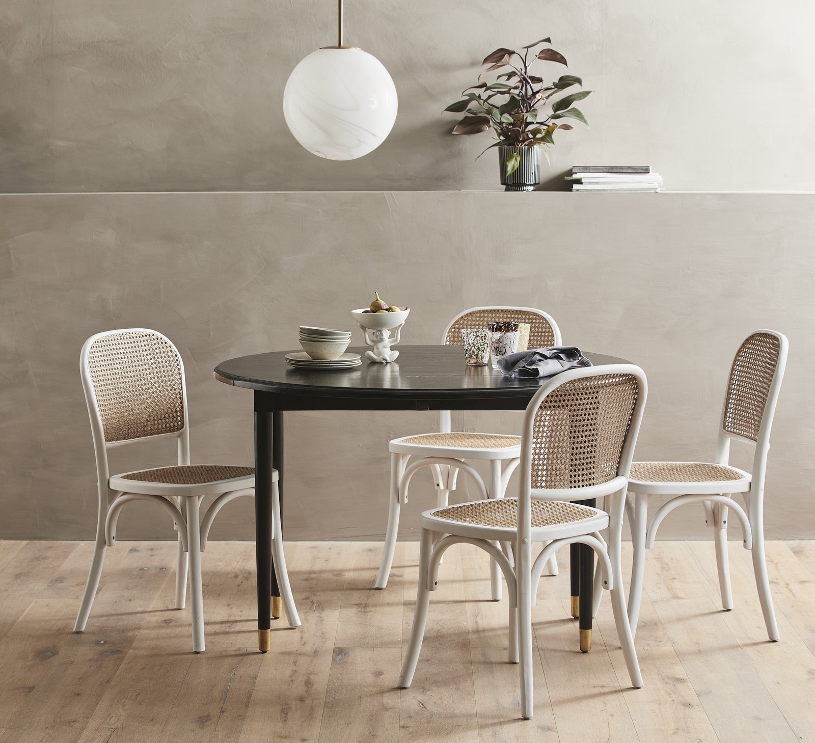 Esstisch AHR klappbar Ø119cm aus Massivholz - Schwarz-Esstische Rund-Nordal A/S-le canapé