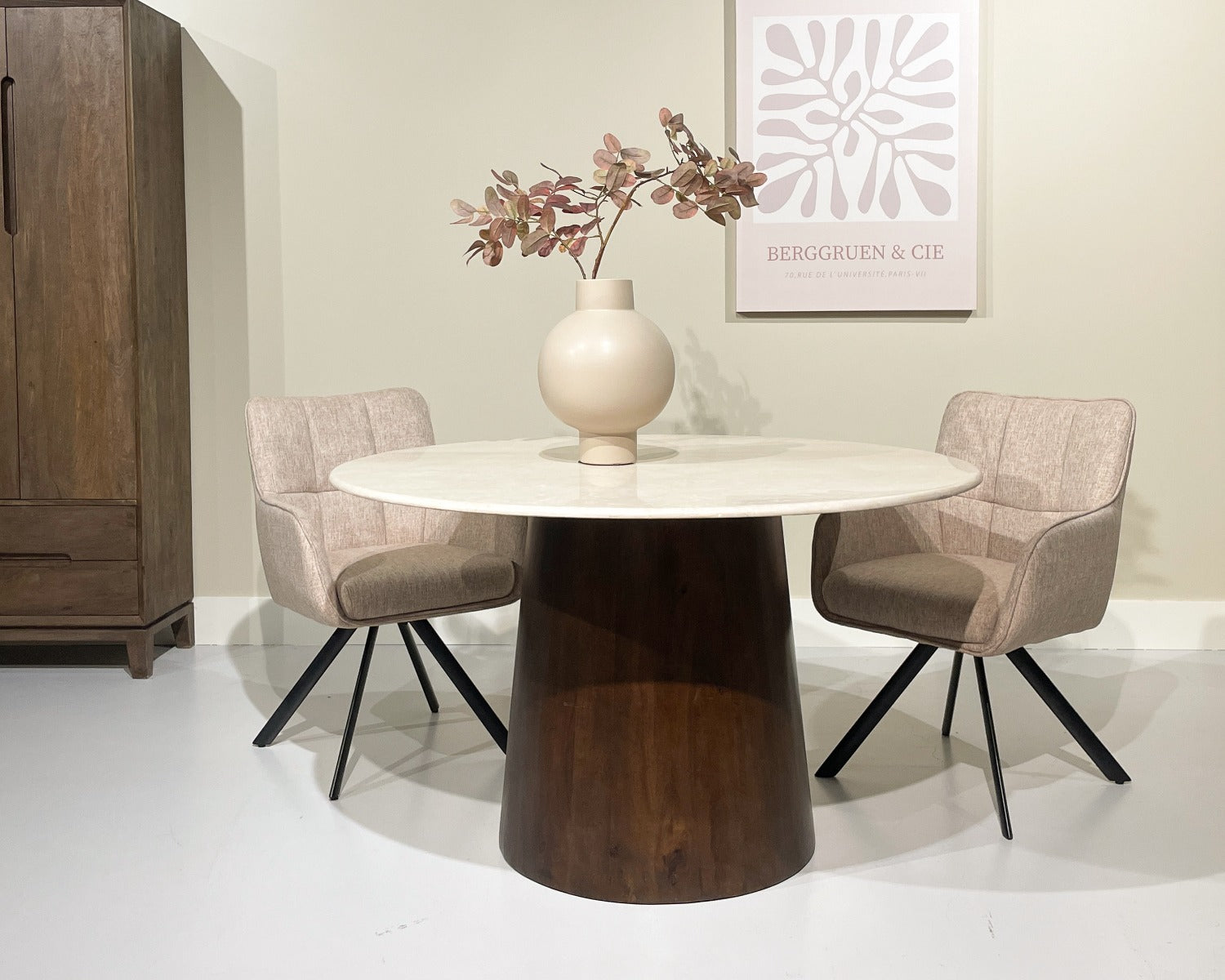 Esstisch Bottecino aus Mangoholz Ø130cm - Beige/Braun-Esstische Rund-Livingfurn-le canapé