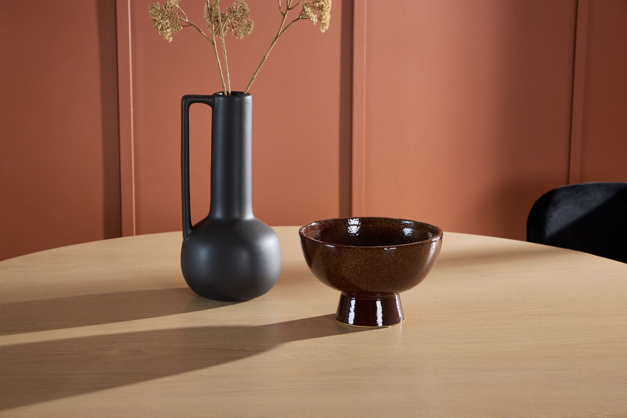 Esstisch Copenhagen Ø140cm - Cremeweiß/Schwarz-Esstisch Rund-Venture Home-le canapé