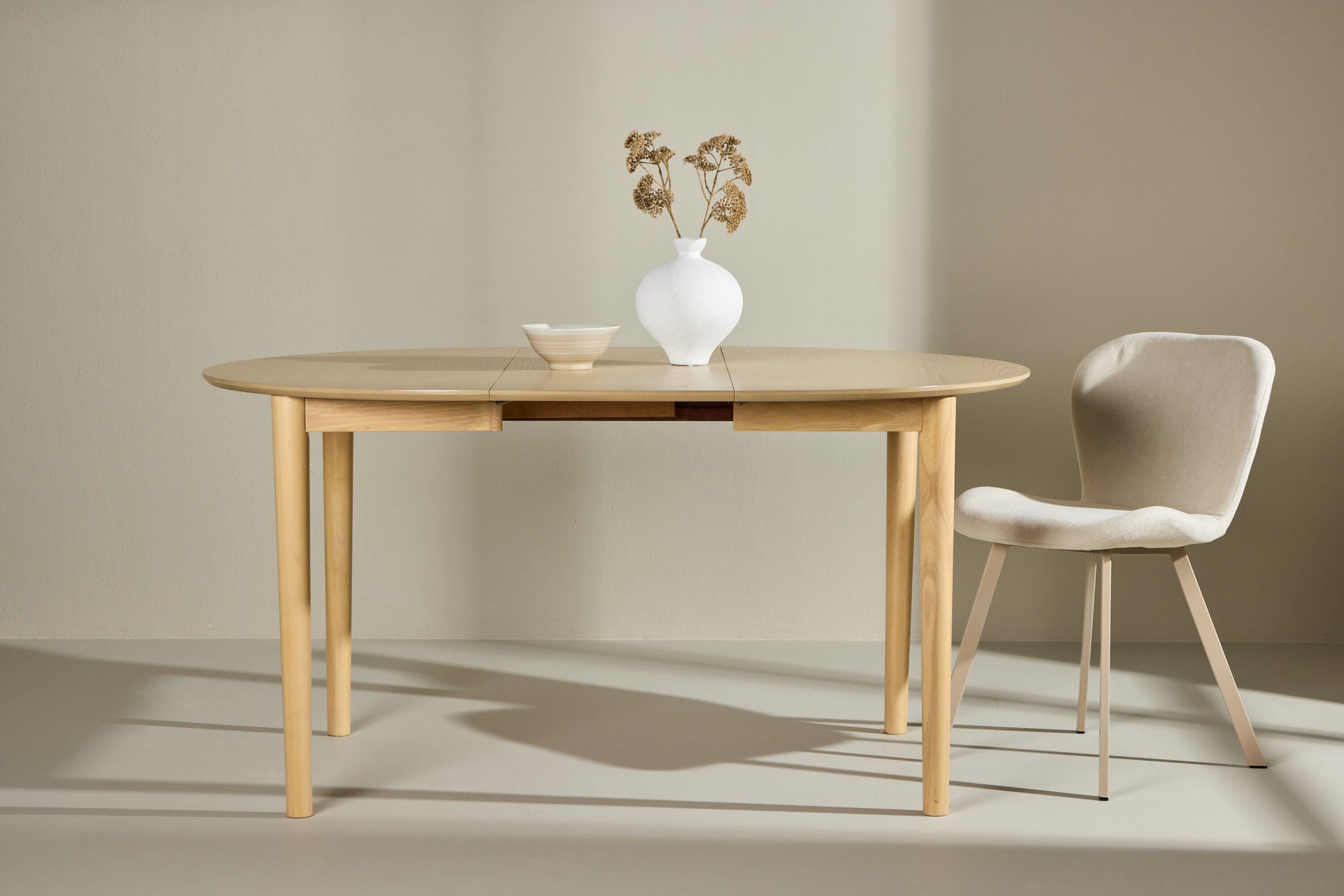 Esstisch Gilda ausziehbar Ø110-150cm - Cremeweiß-Esstische ausziehbar-Venture Home-le canapé