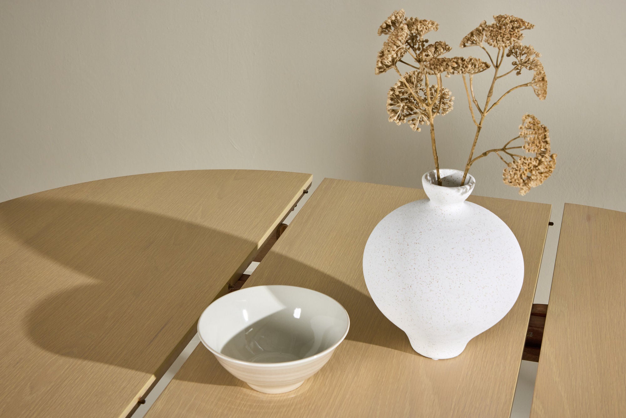 Esstisch Gilda Ø110 (+40cm) - Cremeweiß-Esstisch ausziehbar-Venture Home-le canapé