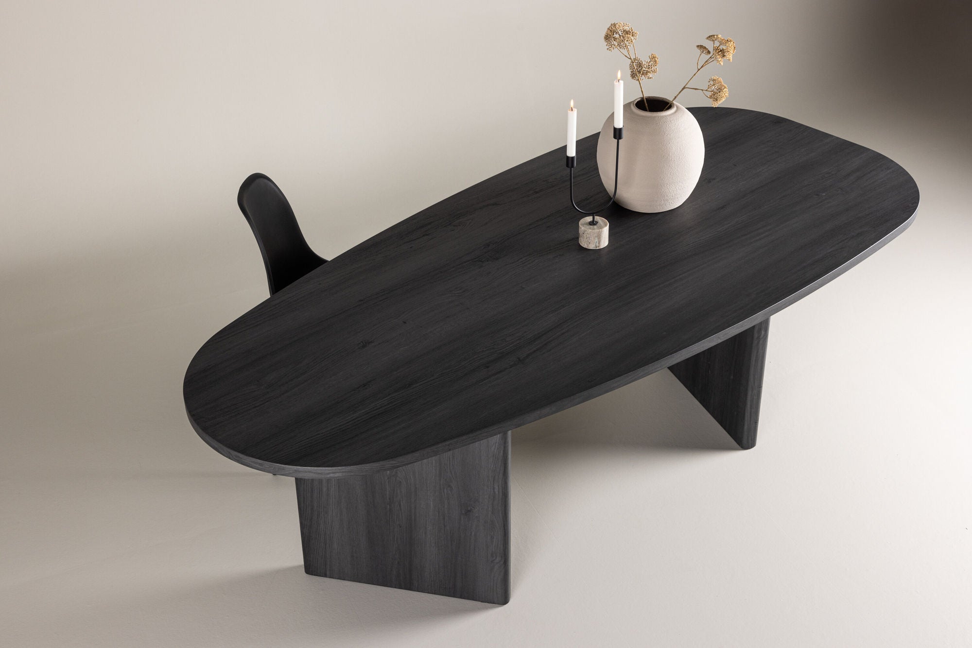 Esstisch Grönvik Oval 220*100cm - Schwarz-Esstisch Oval-Venture Home-le canapé