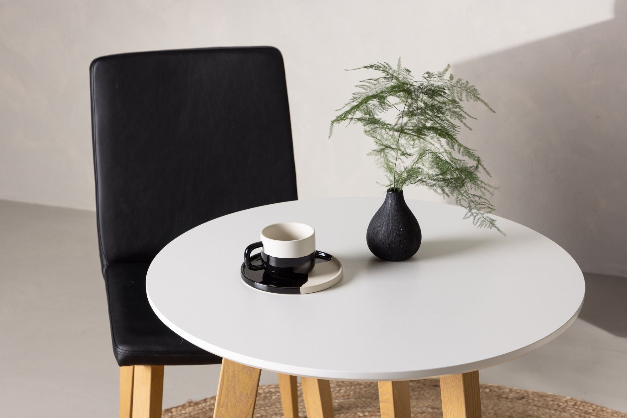 Esstisch Leonora Ø65cm - Weiß-Esstische Rund-Venture Home-le canapé