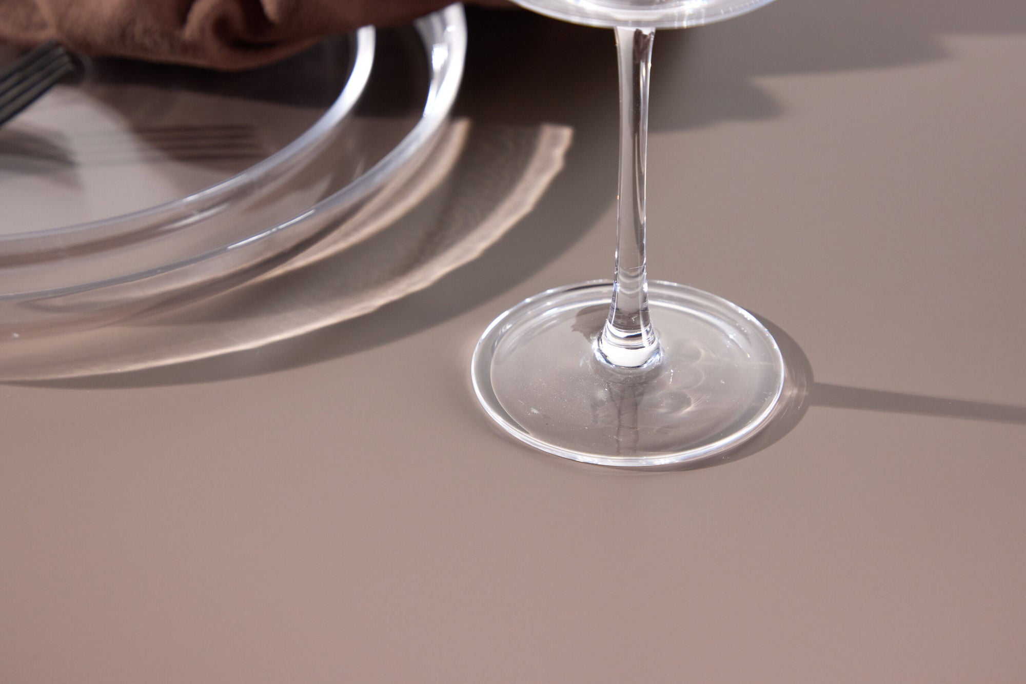 Esstisch Olivia Ø110cm - Dunkelbraun-Esstische Rund-Venture Home-le canapé