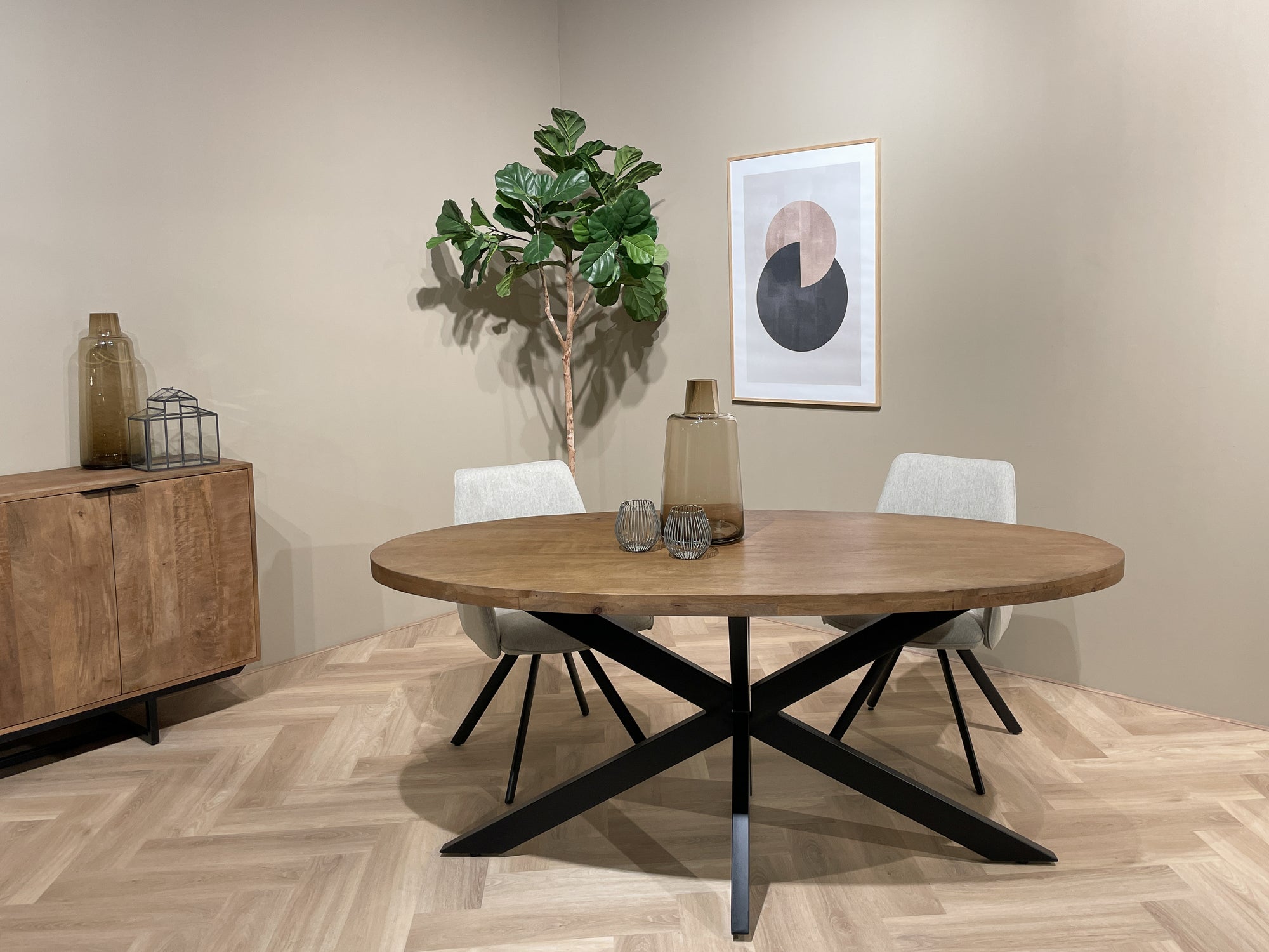 Esstisch Rocky Oval aus Mangoholz 180cm - Braun-Esstische Oval-Livingfurn-le canapé
