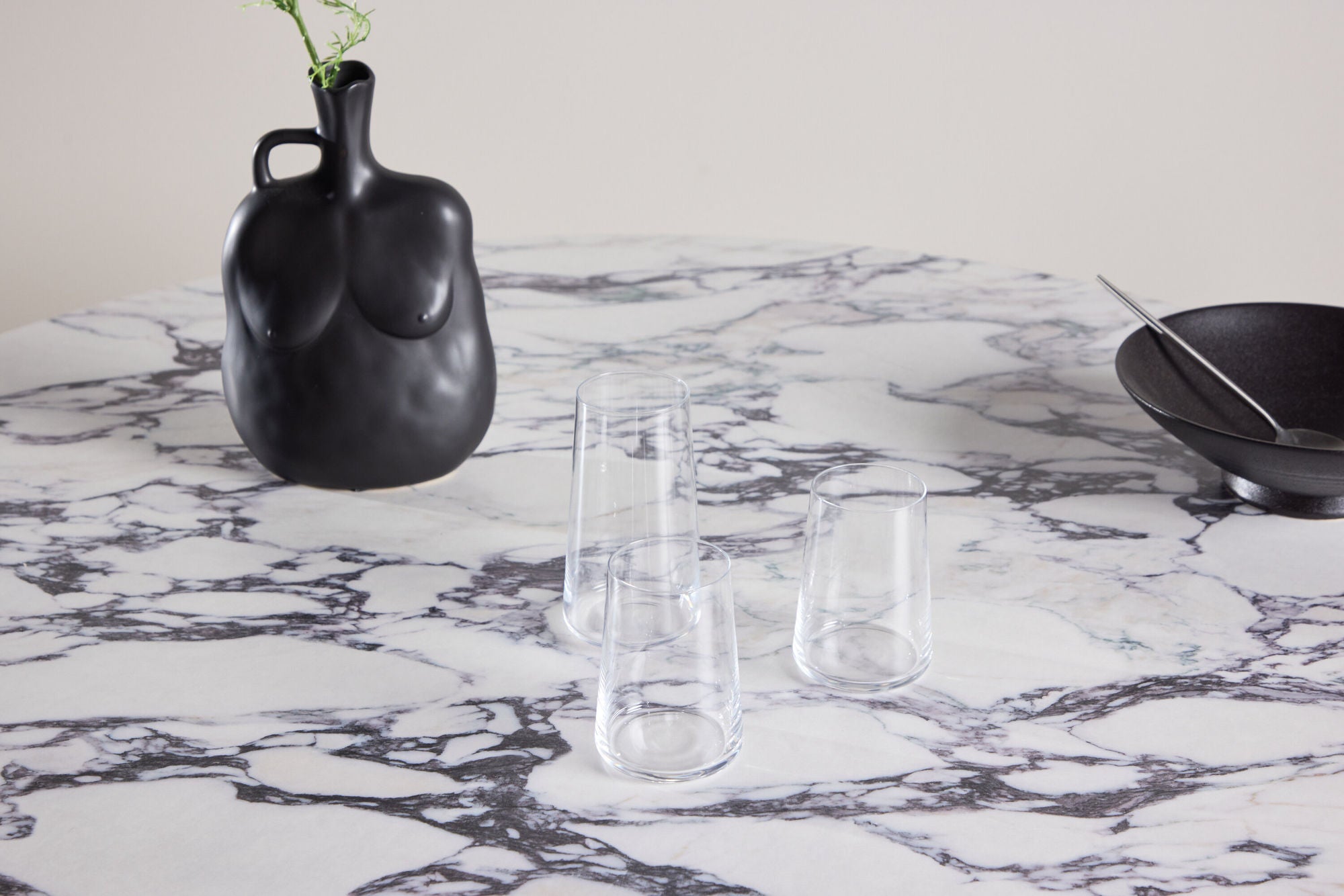 Esstisch Tekla Ø120cm in Calacatta-Marmor-Optik- Hellbraun/Marmor-Esstisch Rund-Venture Home-le canapé