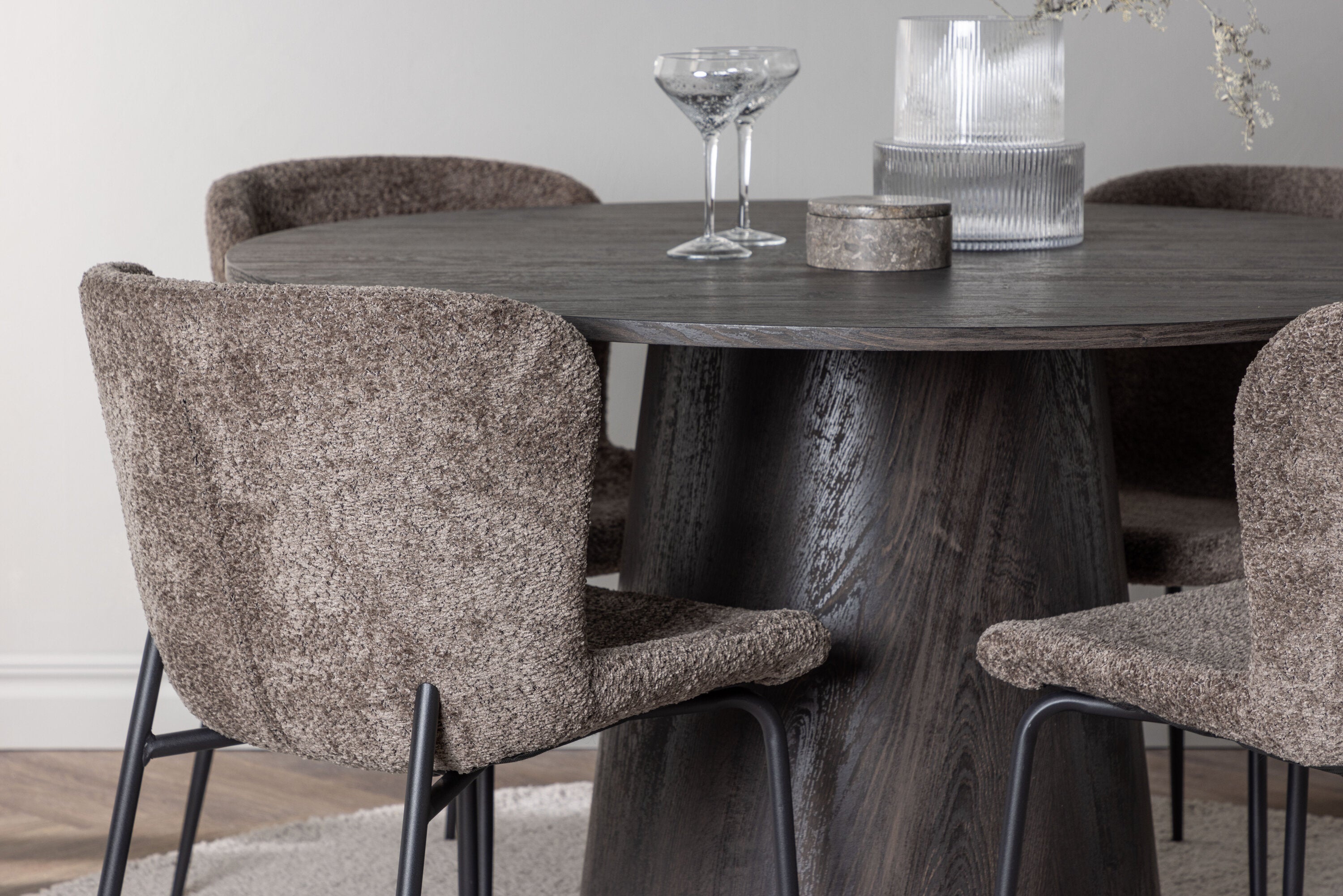Essgruppe Esstisch Lanzo Ø120cm mit Stühlen Modesto - Braun - Venture Home - le canapé