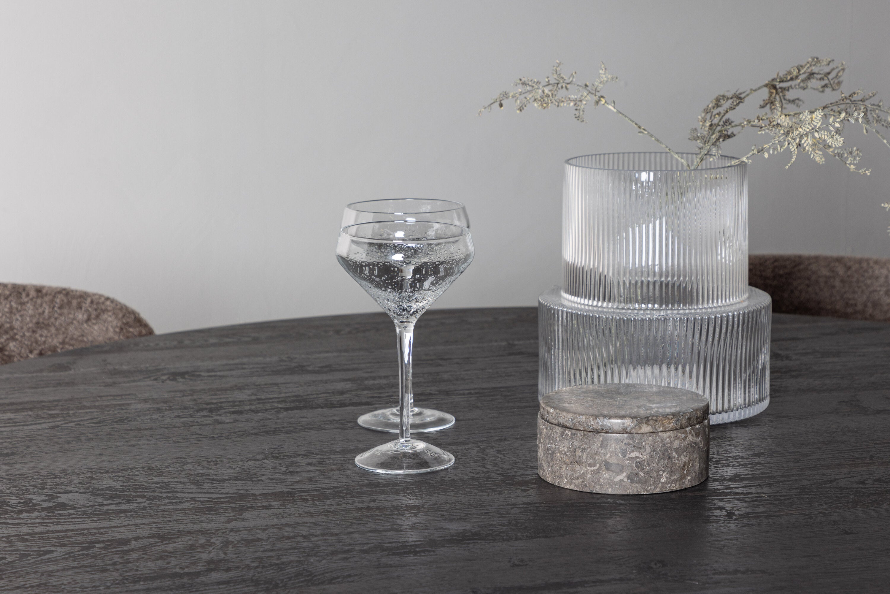 Essgruppe Esstisch Lanzo Ø120cm mit Stühlen Modesto - Braun - Venture Home - le canapé