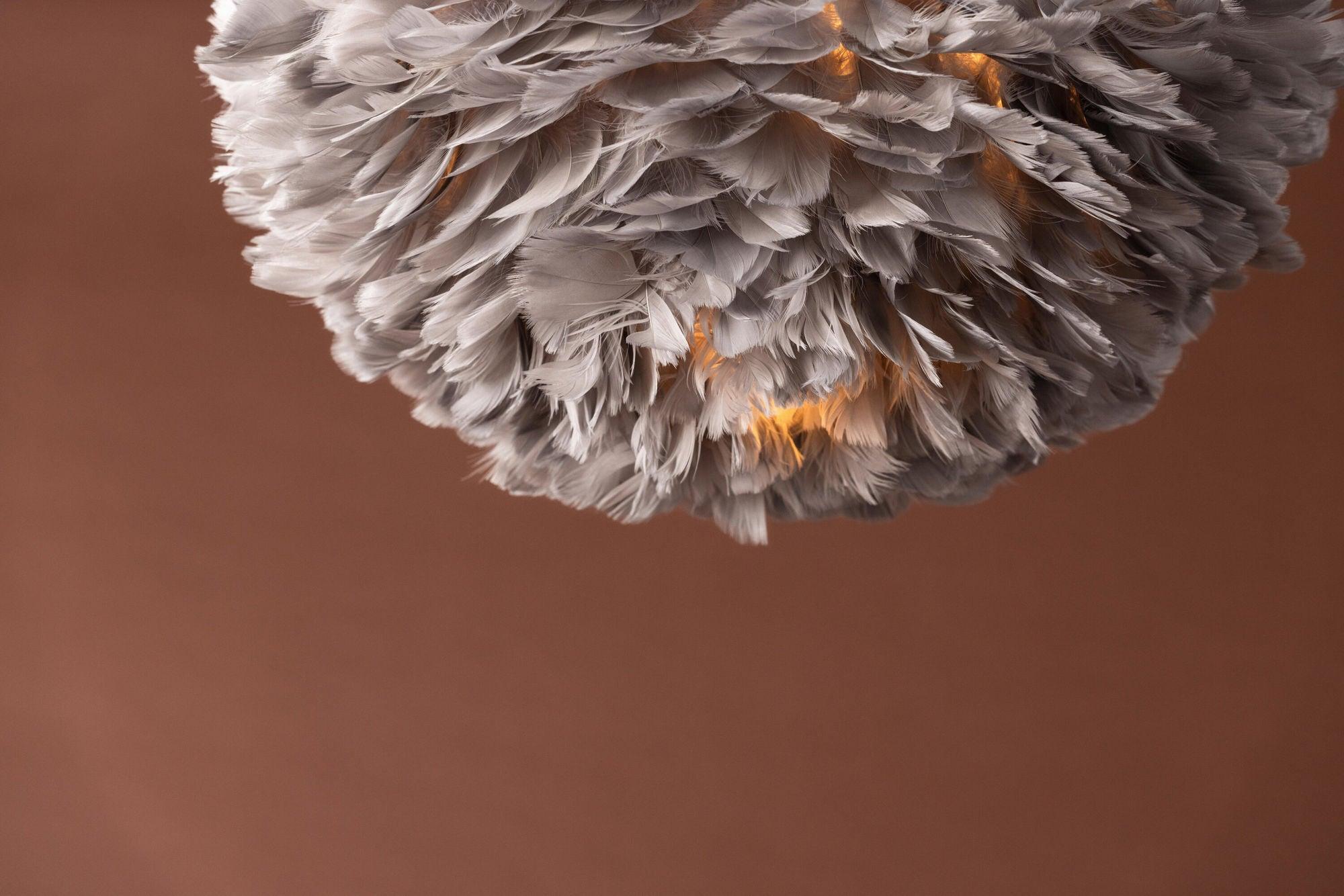 Hängelampe Nicola mittel - Kunstfedern Schwarz / Grau-Hängelampe-Venture Home-le canapé