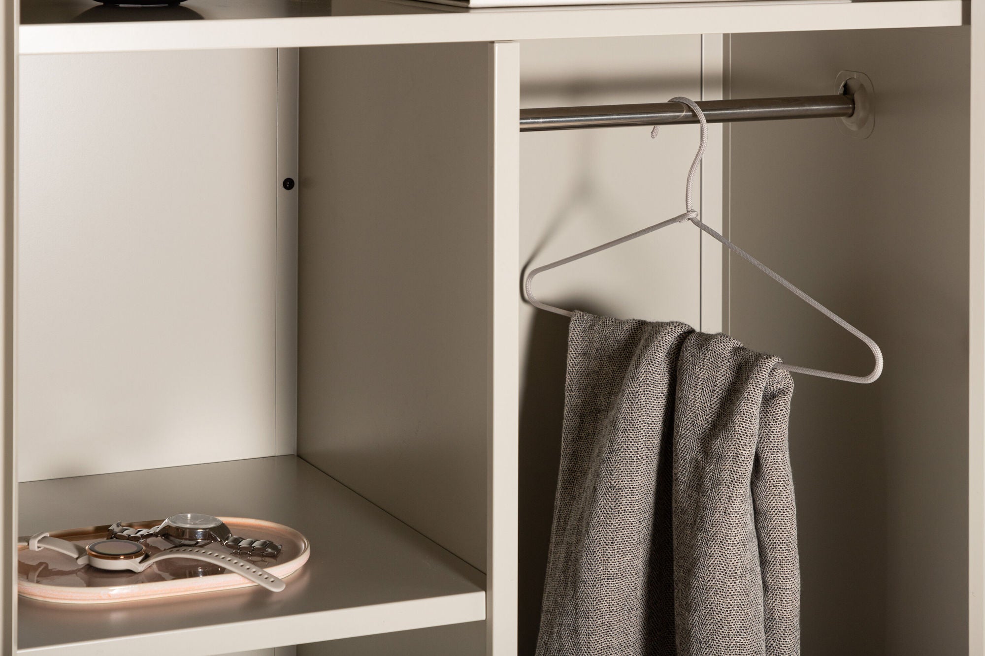 Kleiderschrank Piring 183cm aus Metall - Beige-Kleiderschränke-Venture Home-le canapé