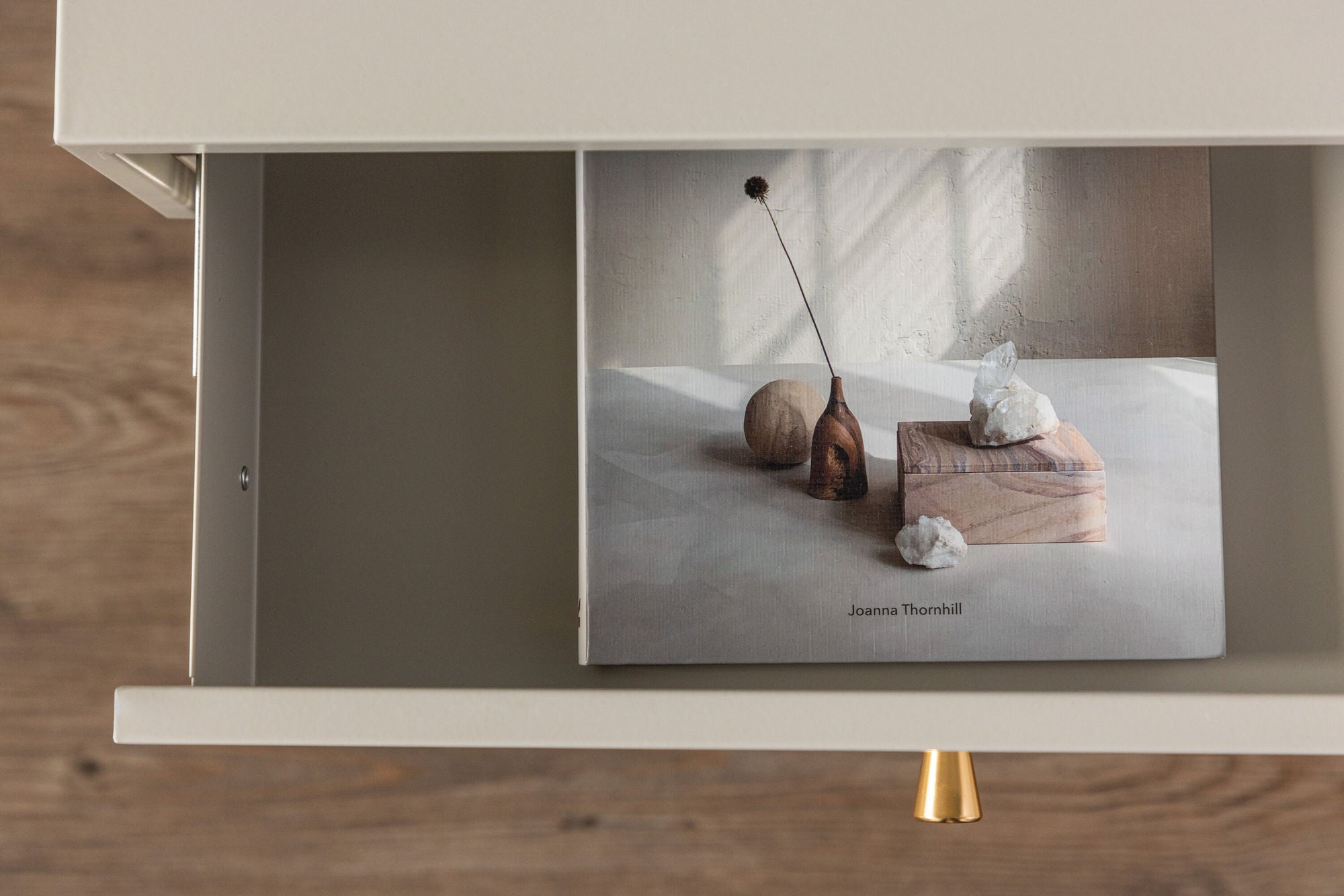 Nachttisch Bakal aus Metall - Beige-Nachttische-Venture Home-le canapé