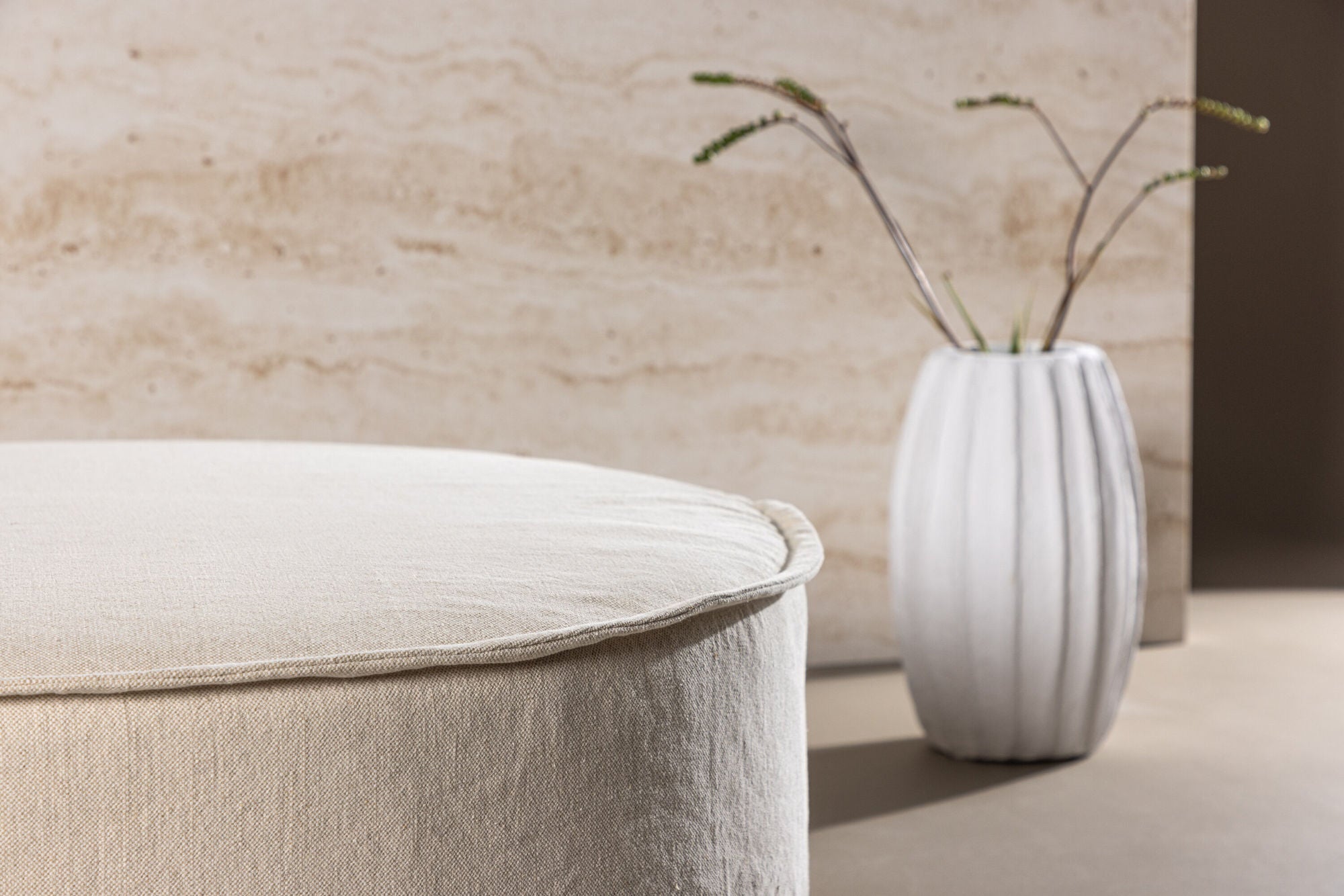 Ottoman Vindö aus Leinen Ø101 cm - Beige-Pouf-Vind-le canapé