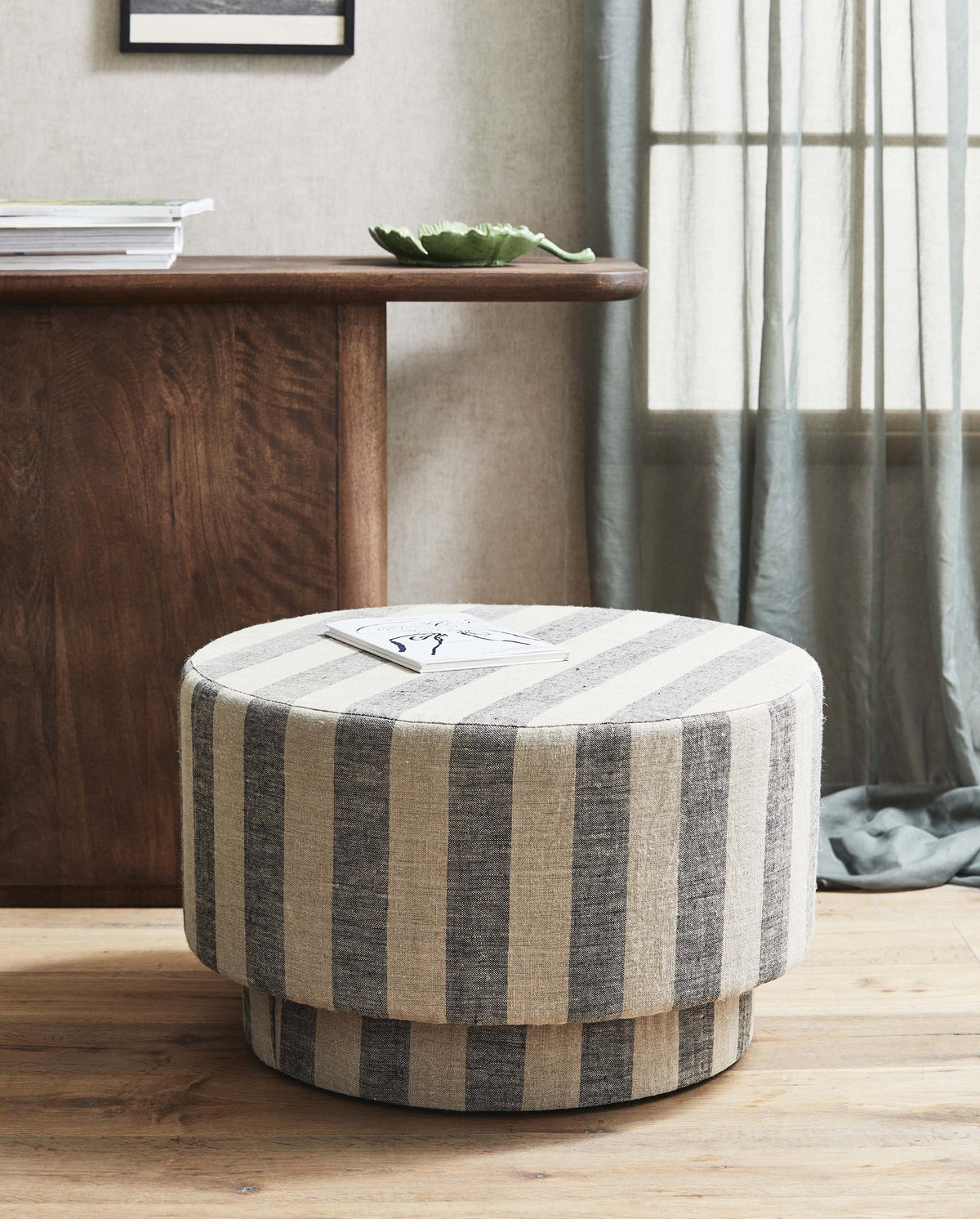 Pouf Ladoga Stripe-Poufs-Nordal A/S-le canapé