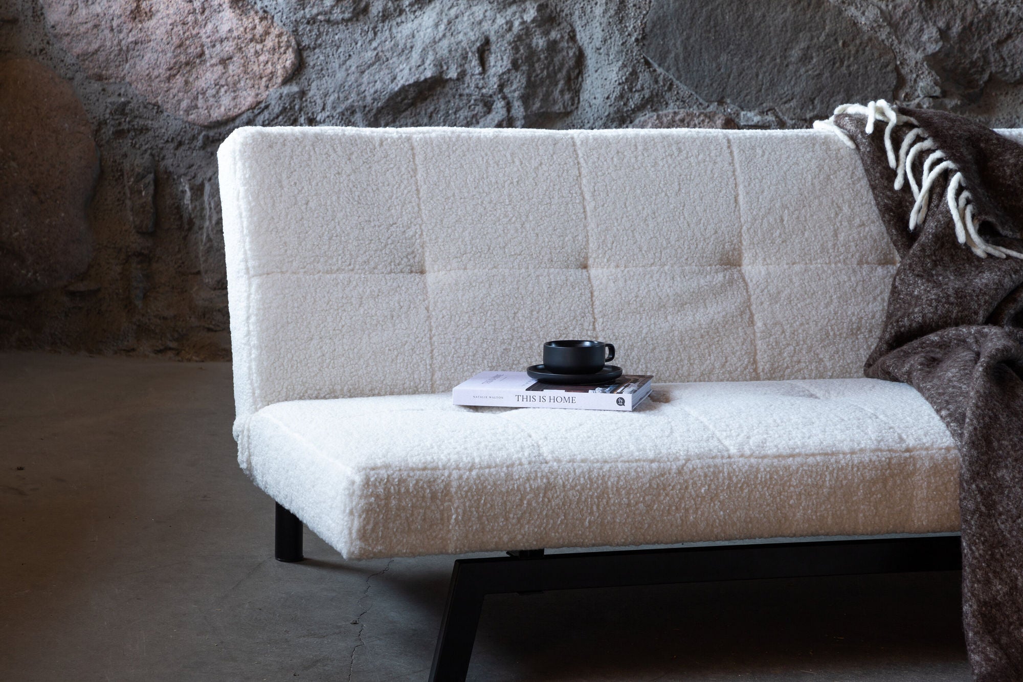 Schlafsofa Bodil 180cm aus Teddy Bouclé - Weiß-Schlafsofas-Venture Home-le canapé