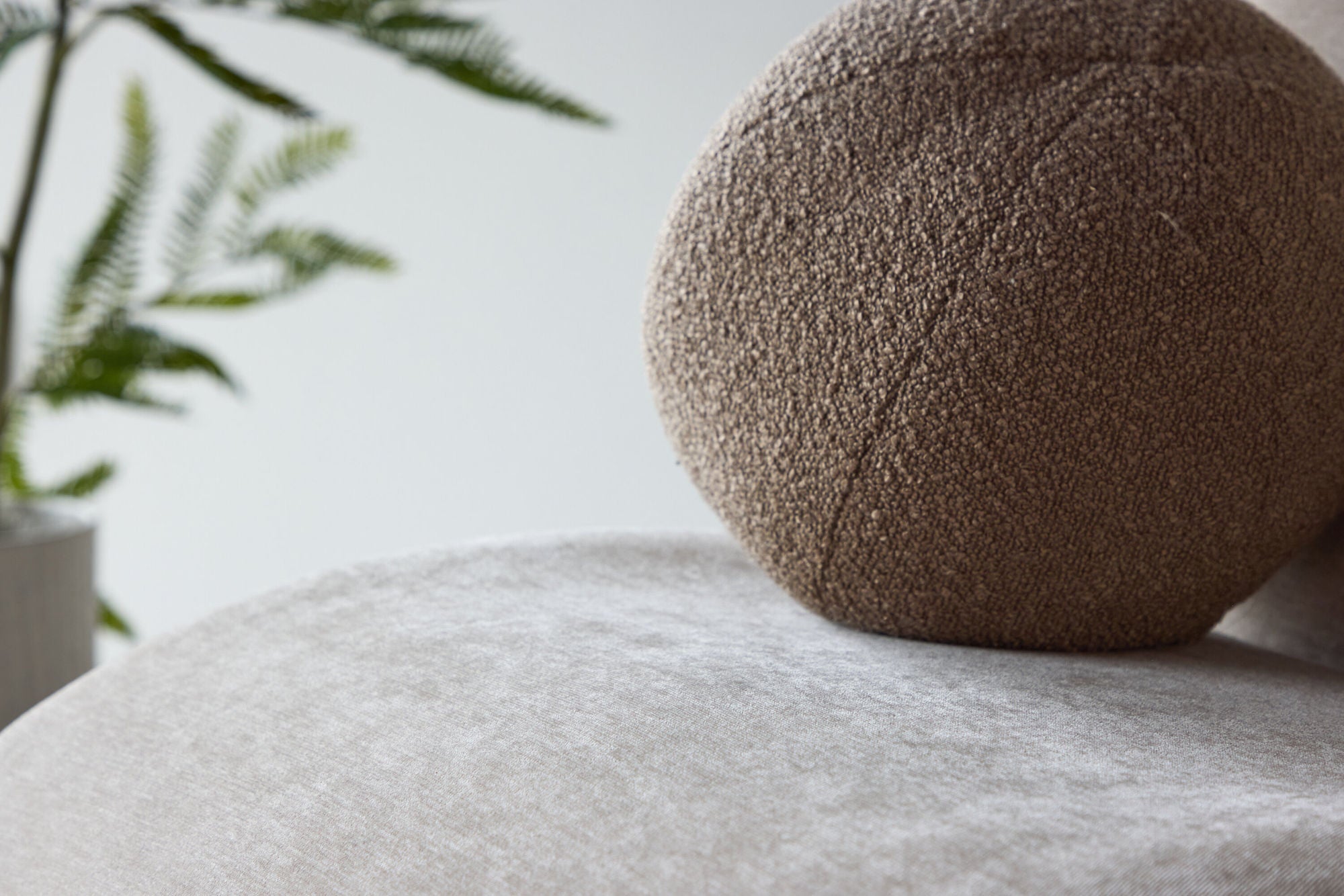 Sessel Rile aus Gummibaumholz - Beige-Sessel-Venture Home-le canapé