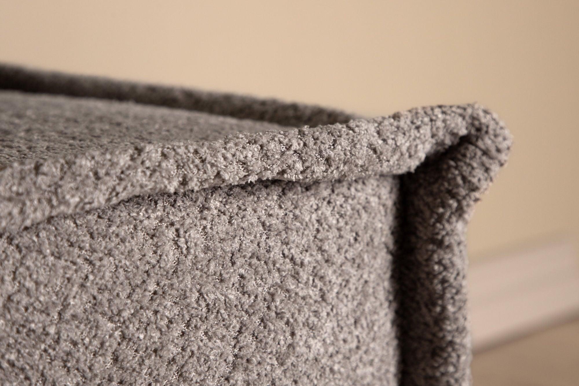 Sitzpouf Hocker Castine aus Teddy-Stoff / Bouclé - Hellgrau-Pouf-Venture Home-le canapé