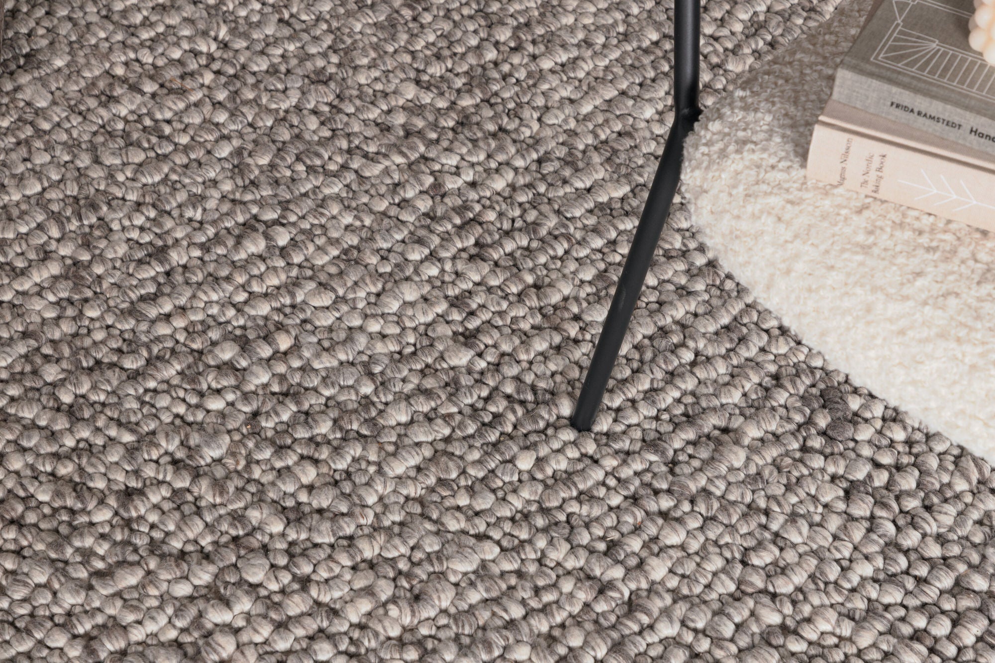 Teppich Jajru 350*250cm aus Wolle - Hellgrau-Teppiche-Venture Home-le canapé