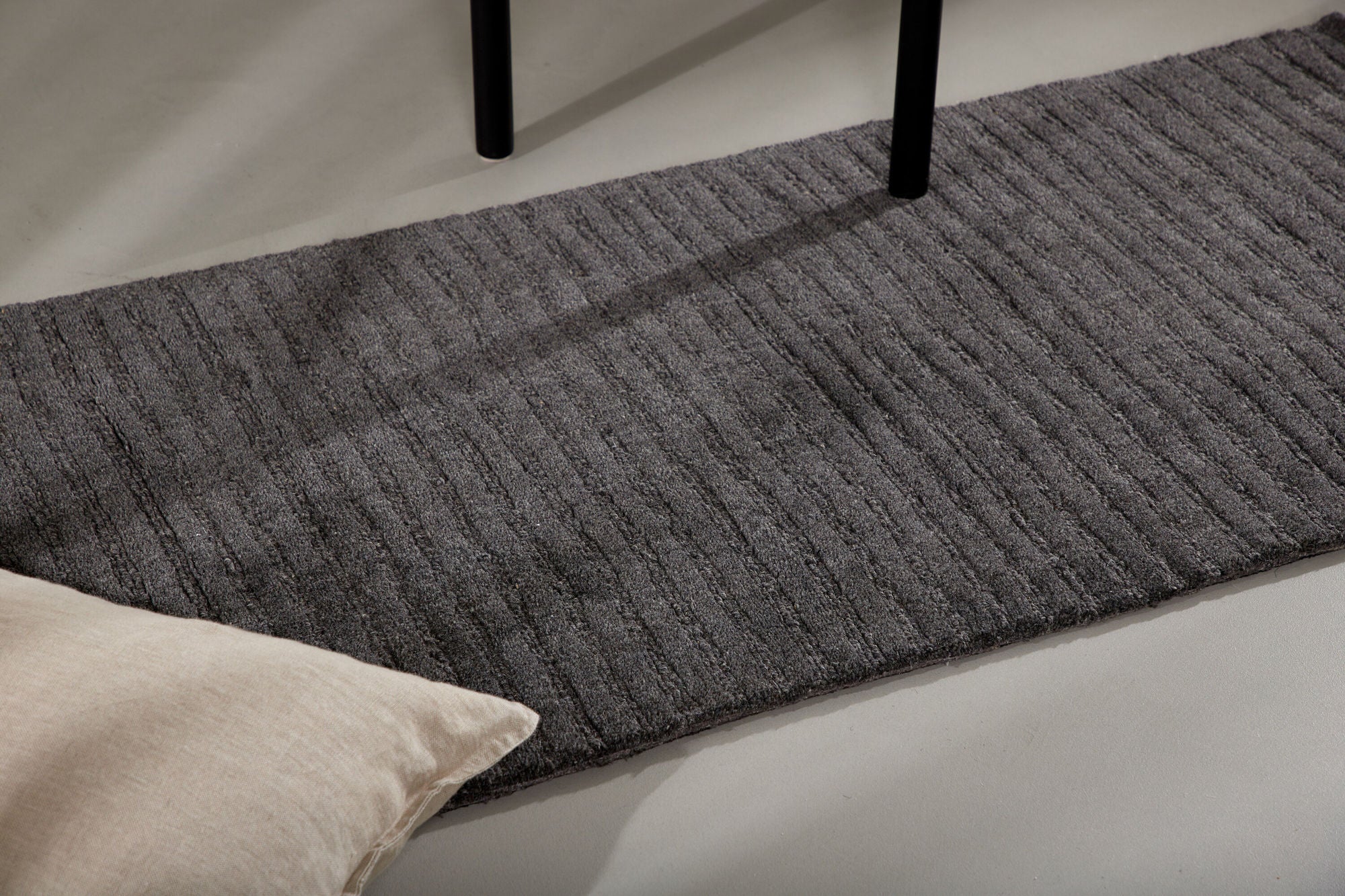 Teppich Milton 200*70cm - Dunkelgrau-Teppich-Venture Home-le canapé