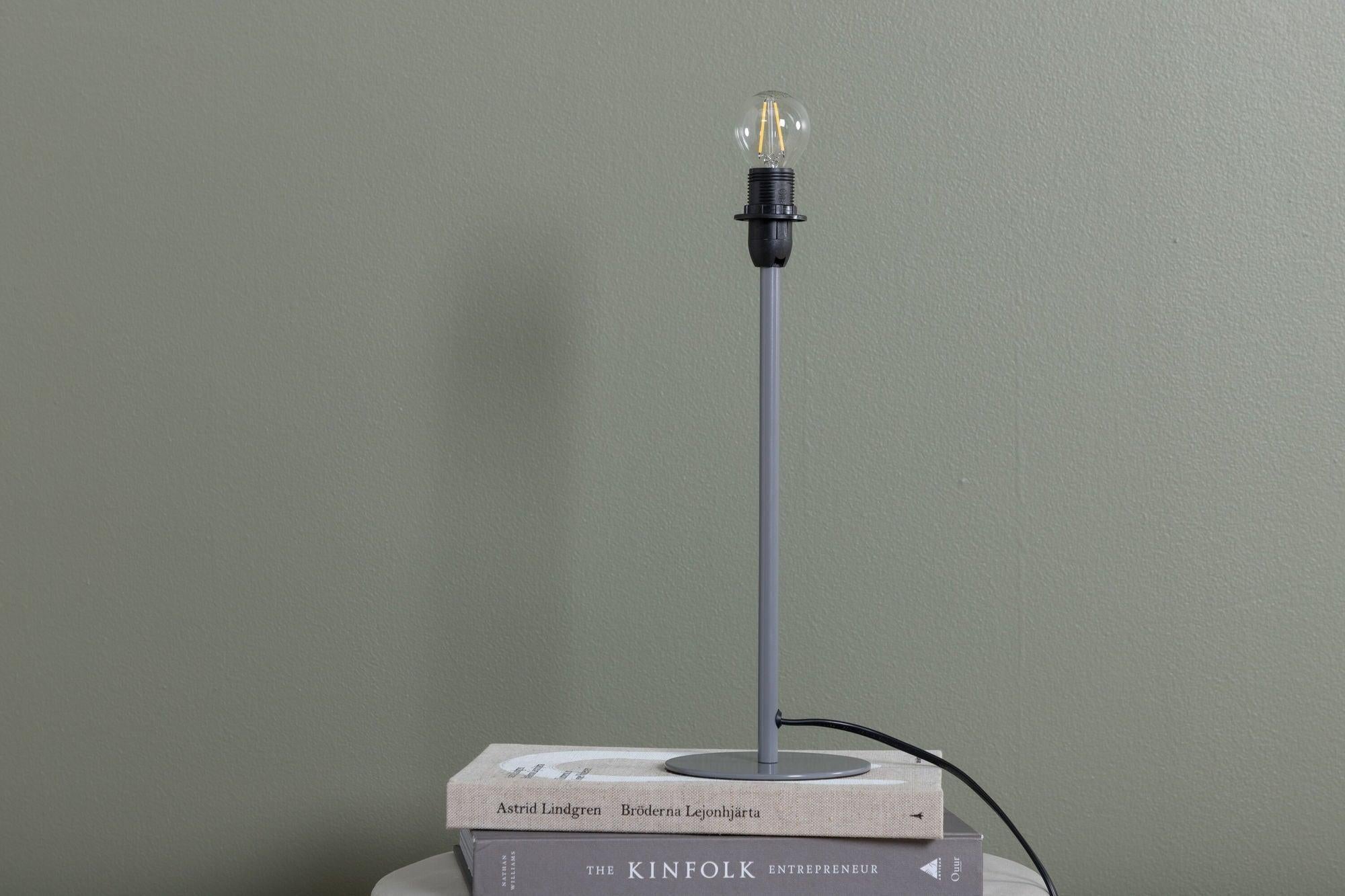 Tischlampe Dasir - Hellgrau-Tischlampe-Venture Home-le canapé