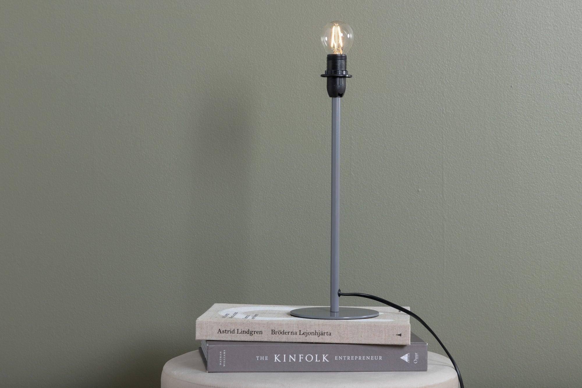 Tischlampe Dasir - Hellgrau-Tischlampen-Venture Home-le canapé