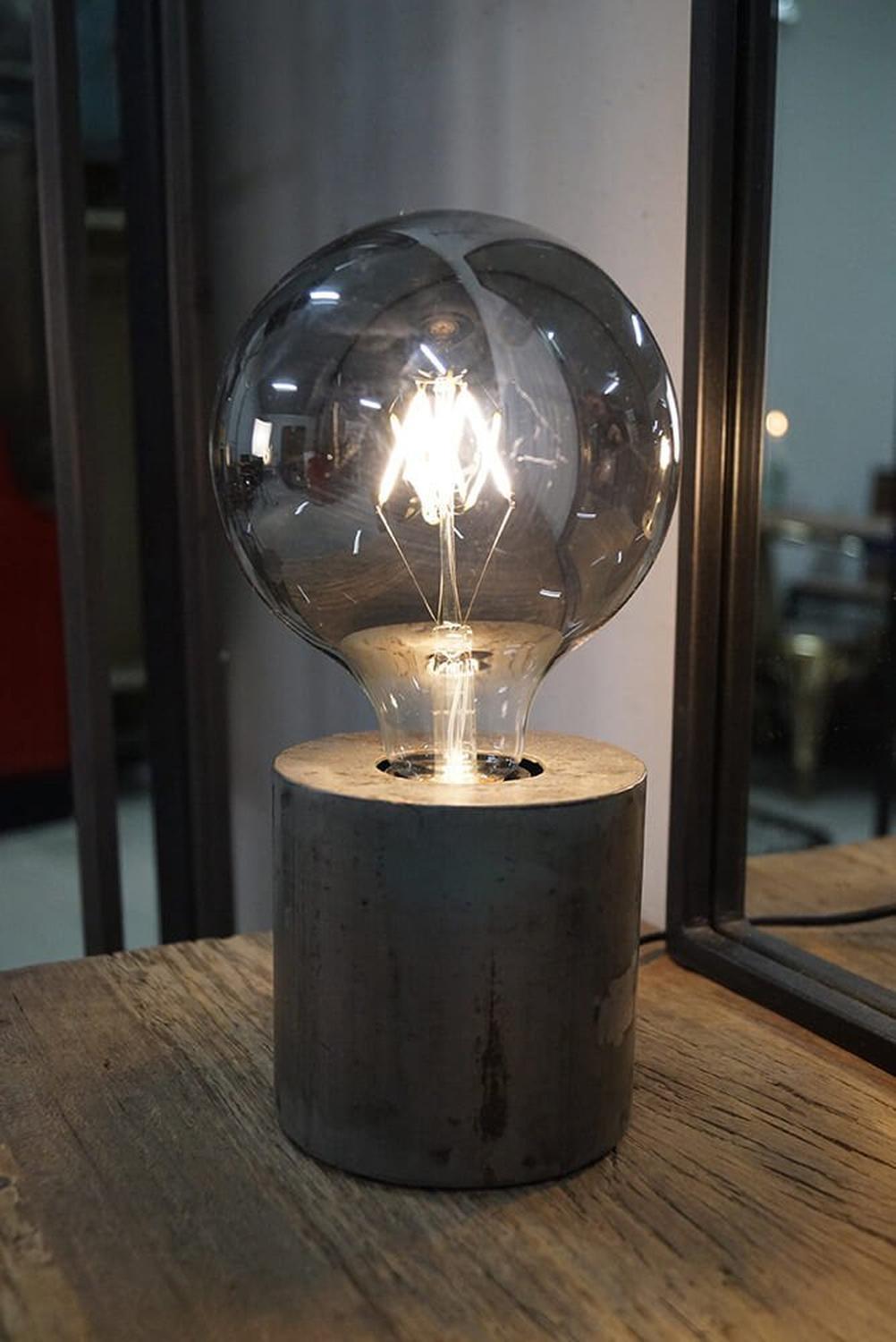 Tischlampe Fabio-Tischlampen-Trademark Living-le canapé