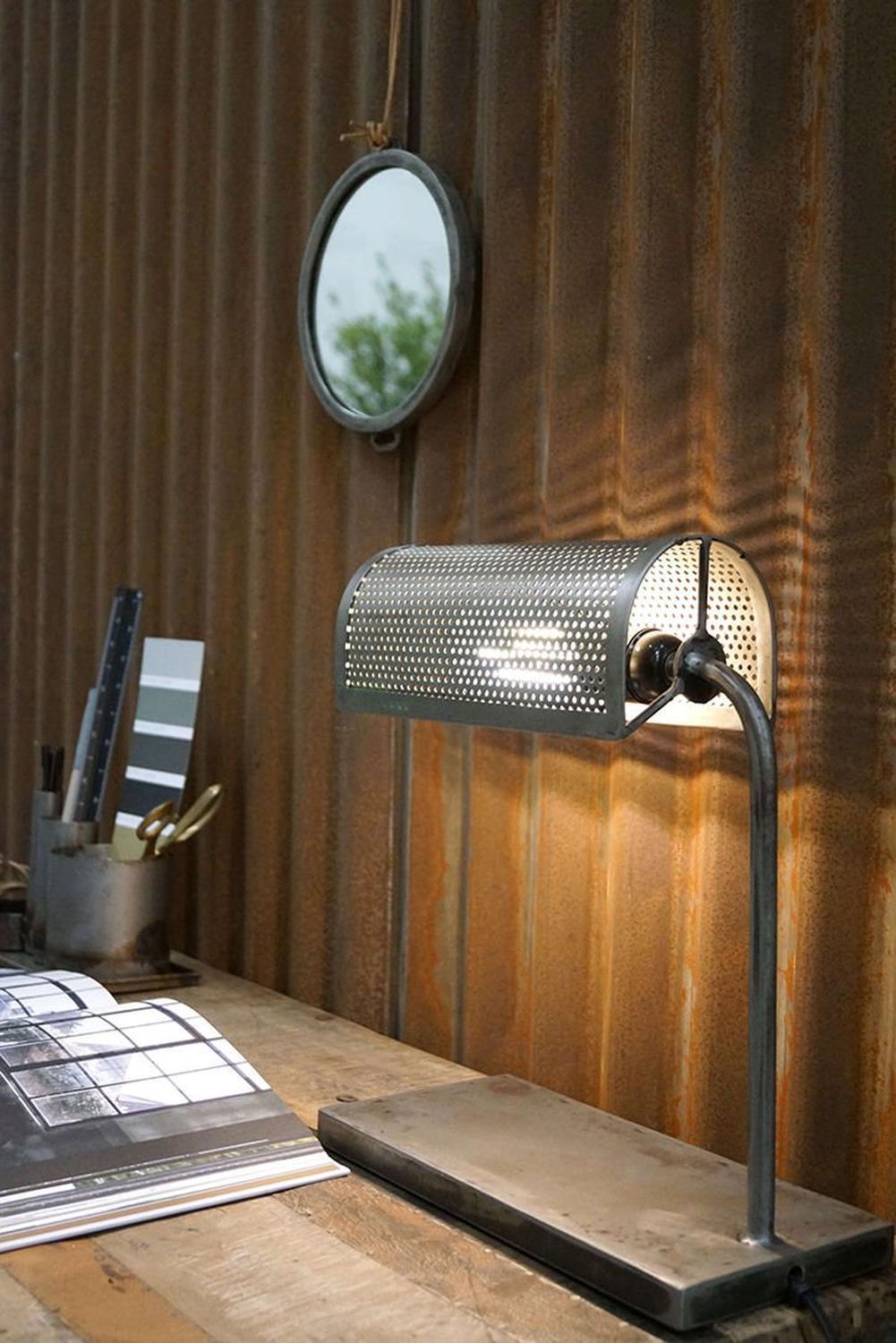 Tischlampe Venus aus Eisen-Tischlampe-Trademark Living-le canapé