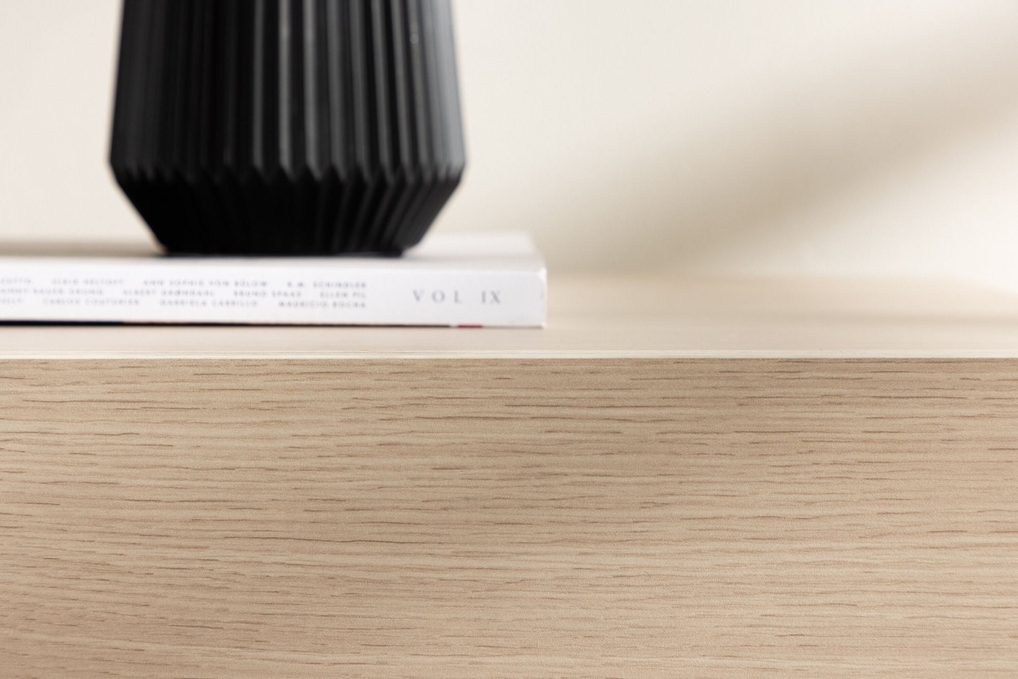 TV-Lowboard Cuenca 160cm - Whitewash / Beige-TV-lowboards-Venture Home-le canapé