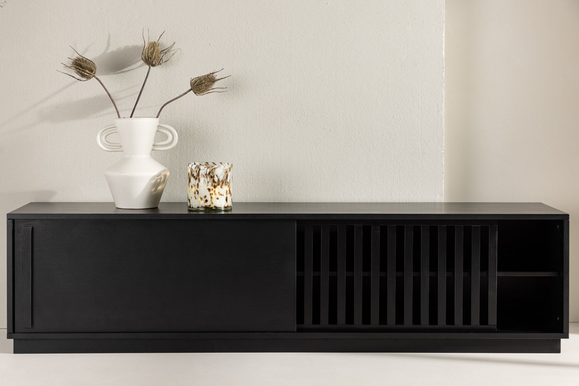 TV-Lowboard Lugo - Schwarz-TV-lowboards-Venture Home-le canapé