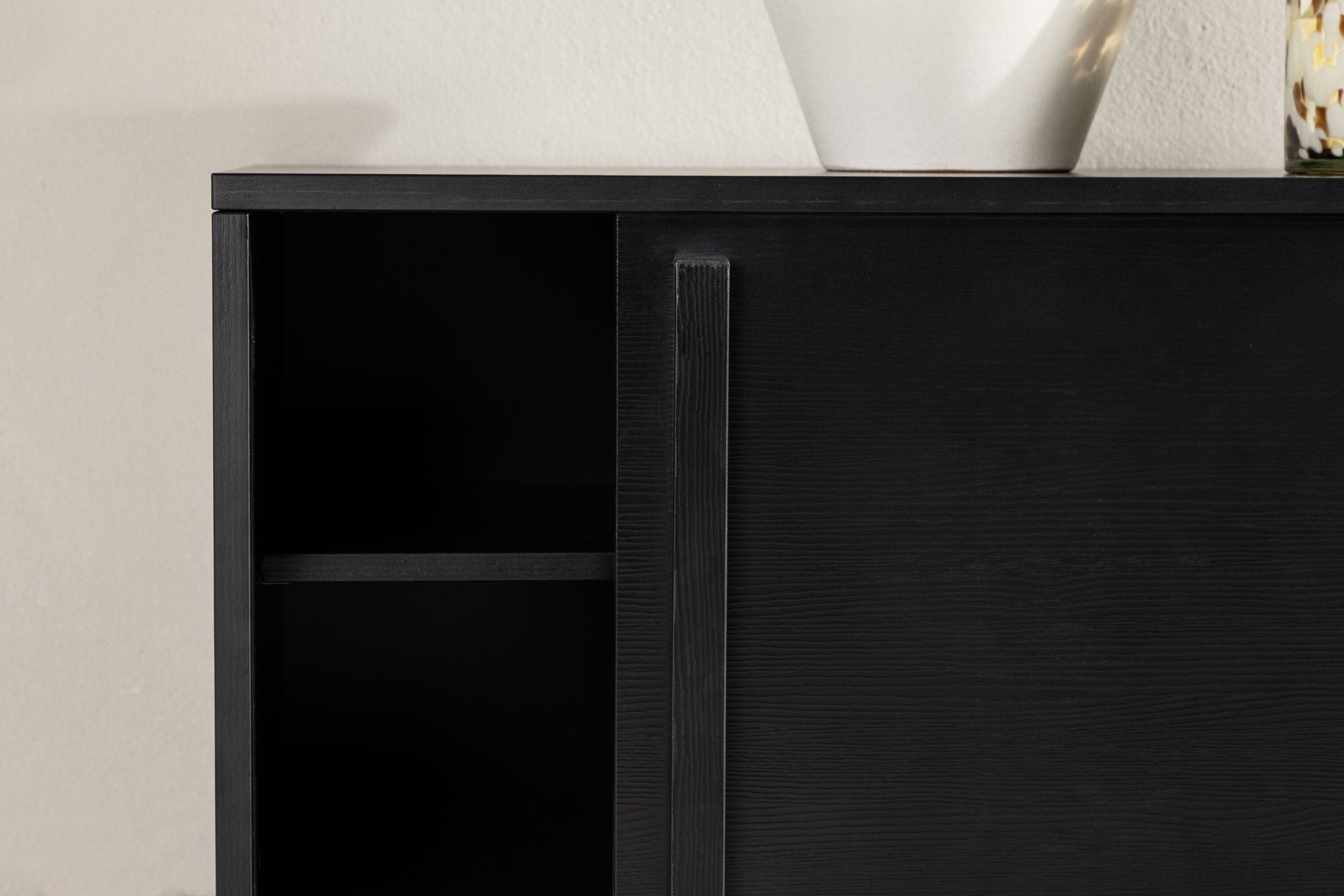 TV-Lowboard Lugo - Schwarz-TV-lowboards-Venture Home-le canapé