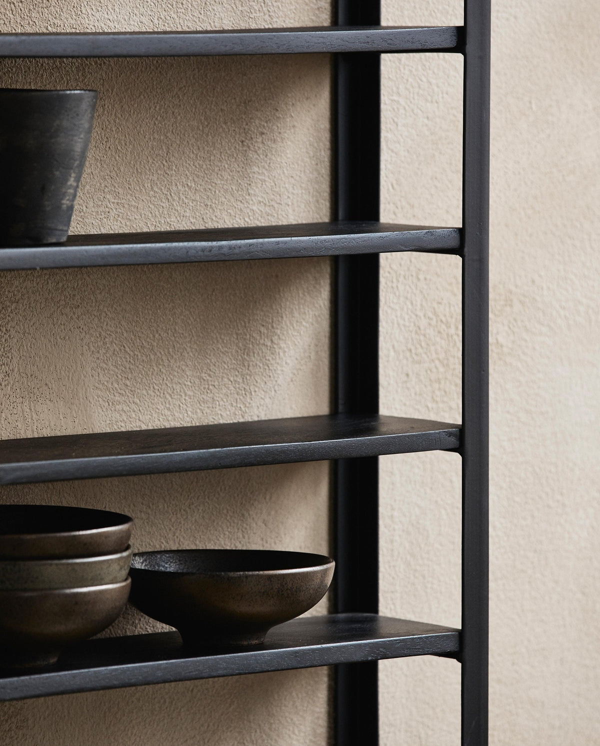 Wandregal Zaros 100cm aus Massivholz - Schwarz-Nordal A/S-le canapé
