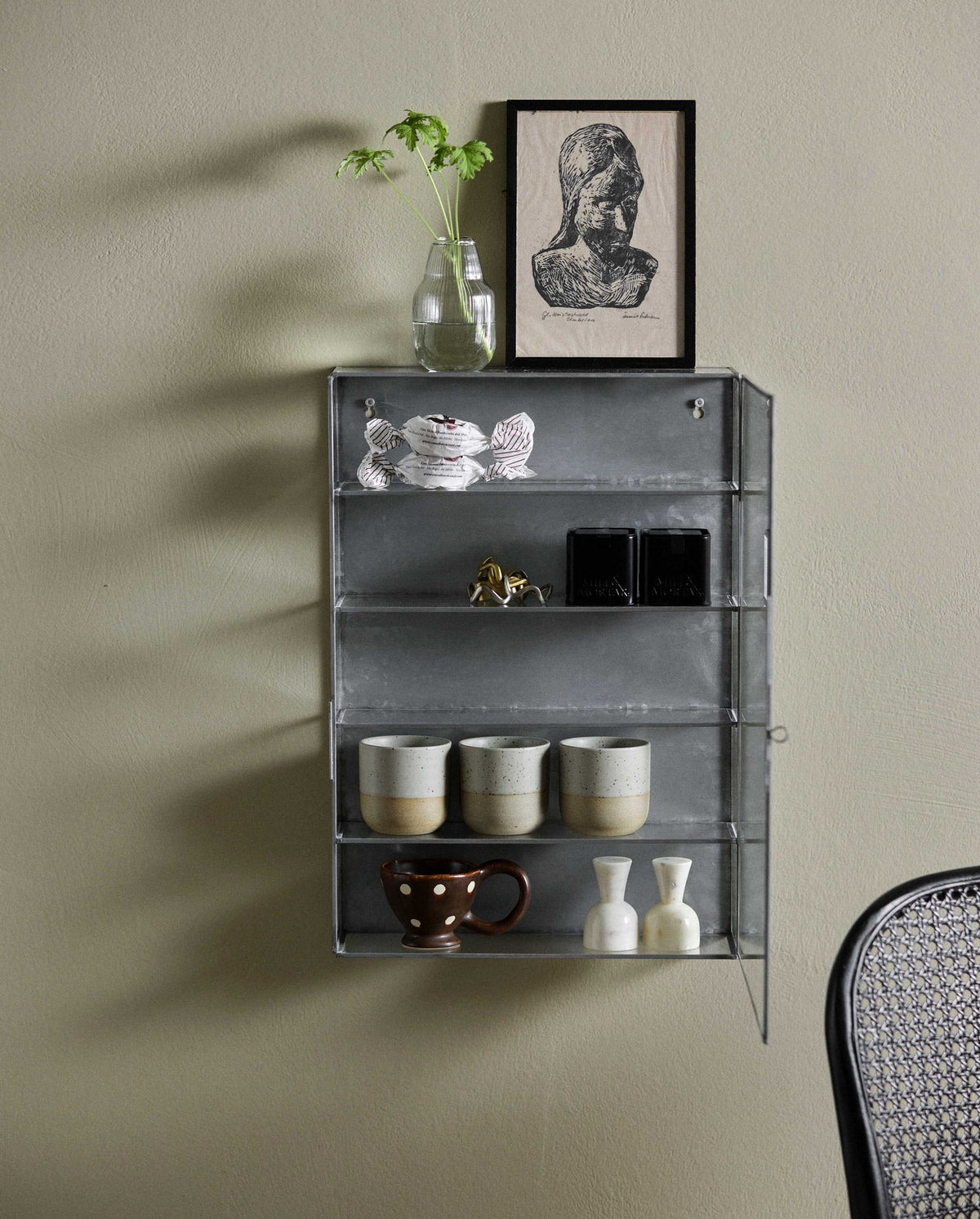 Wandschrank Ada 50cm aus Metall mit 4 Glasböden-Wandschränke-Nordal A/S-le canapé