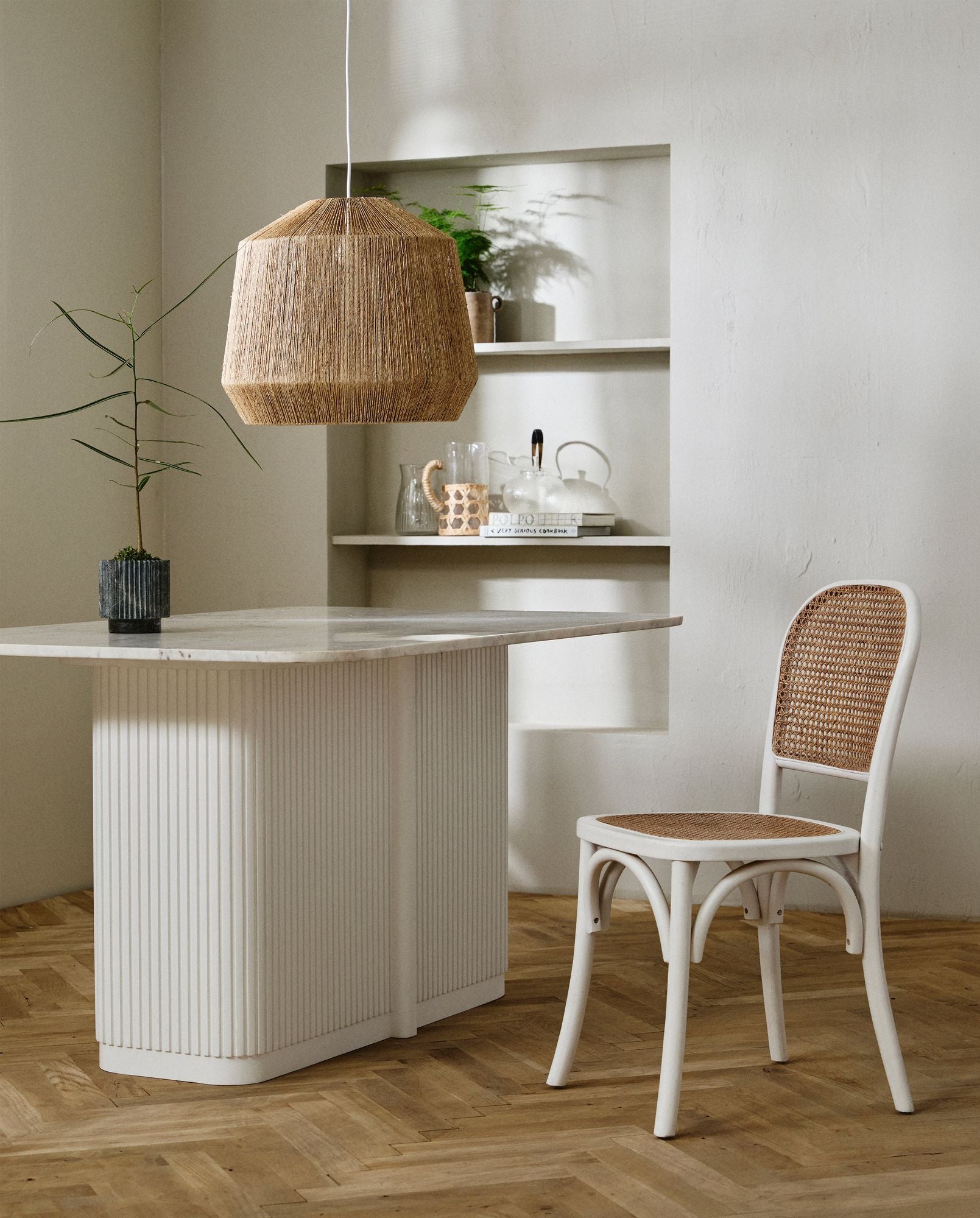 Esstisch Eriso aus Mangoholz und Marmor 150cm - Weiß